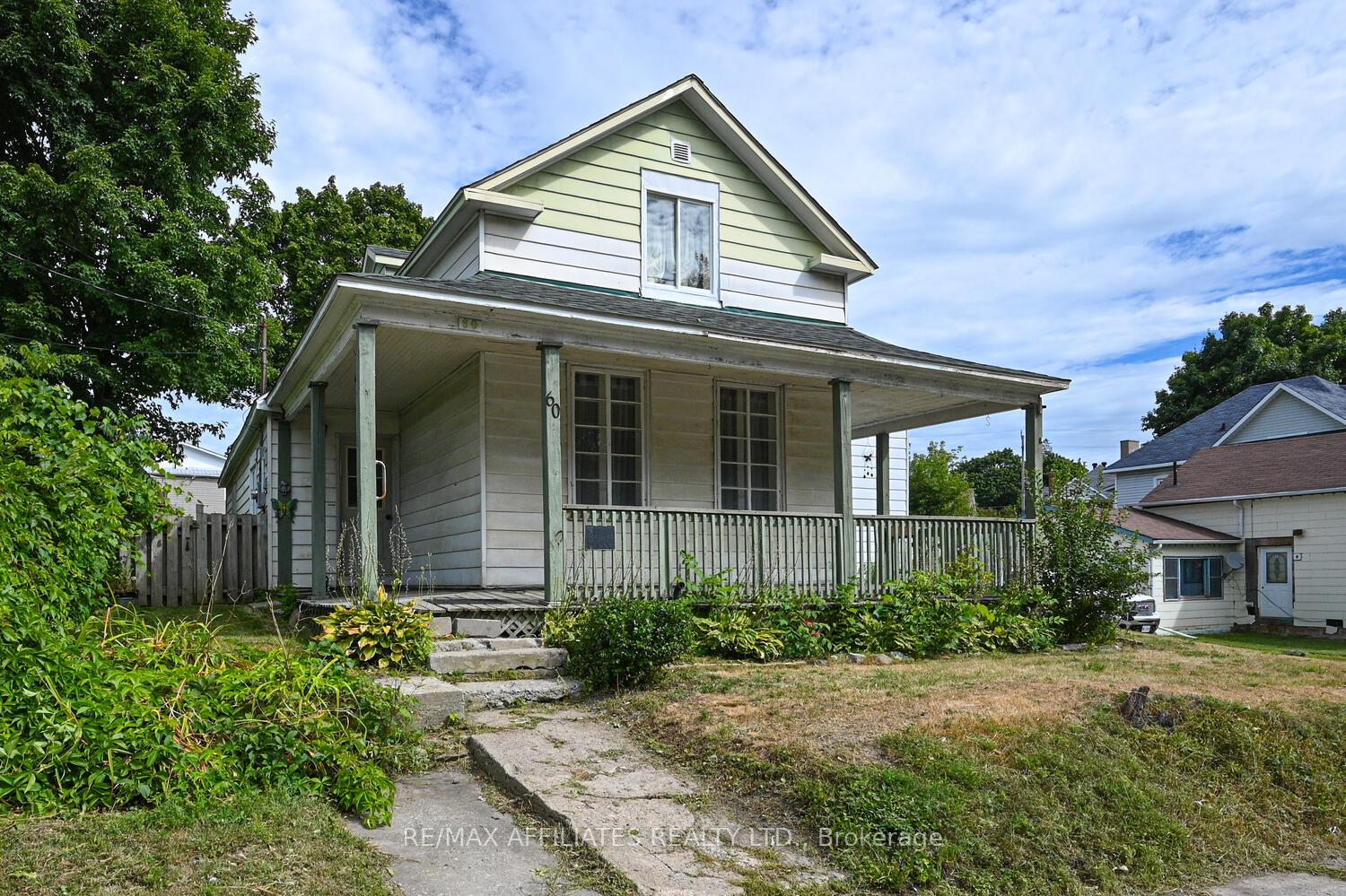 Photo 1 of 60 Chambers Street, Smiths Falls — HOMEH