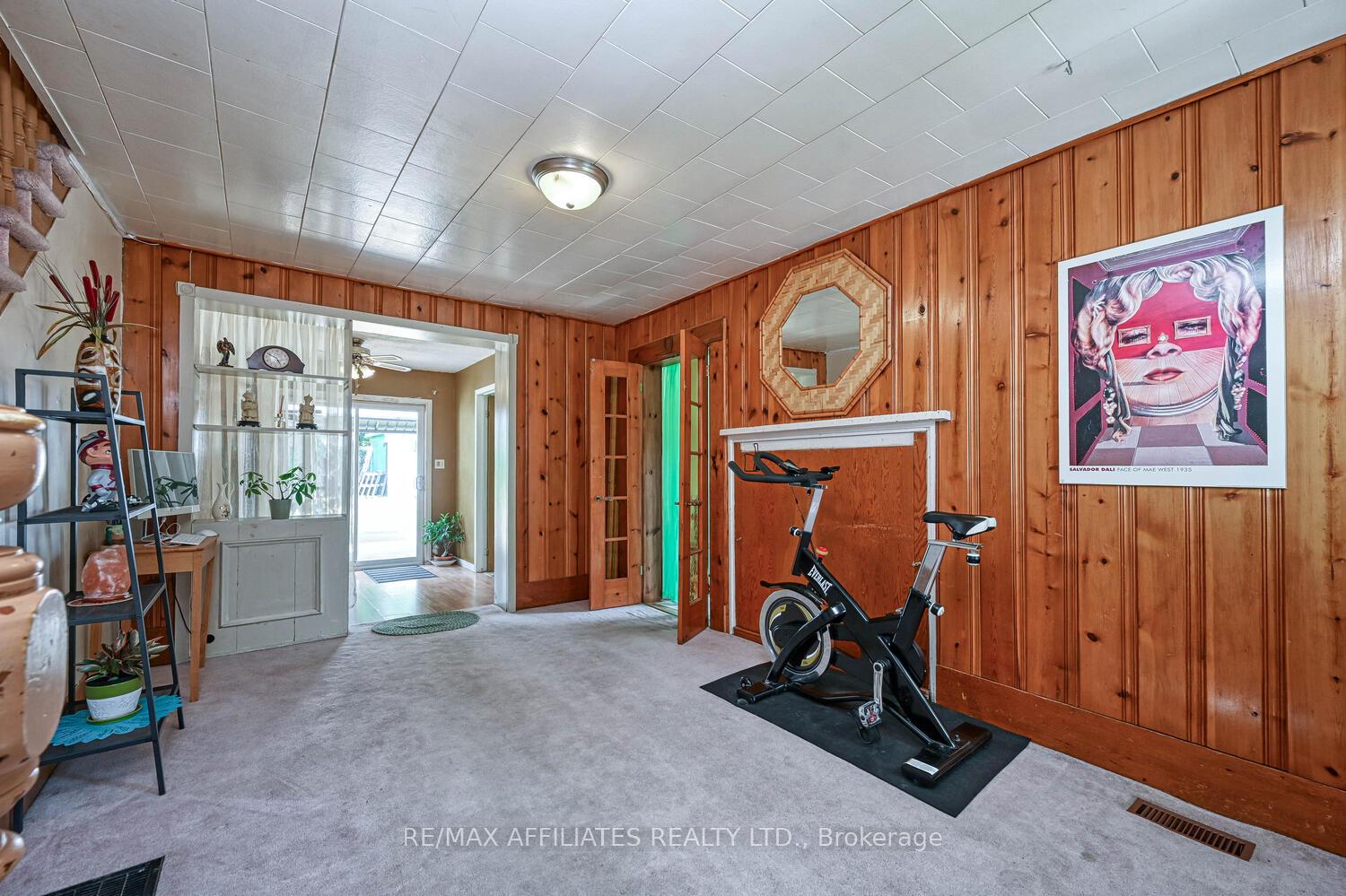 Photo 19 of 60 Chambers Street, Smiths Falls — HOMEH