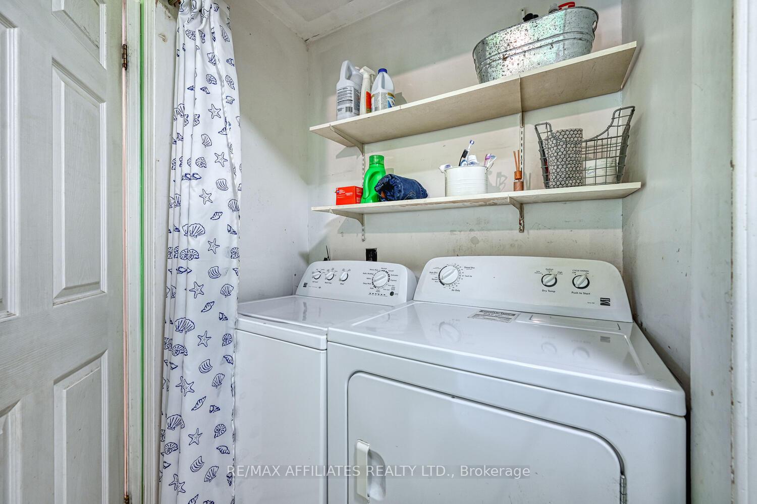 Photo 27 of 60 Chambers Street, Smiths Falls — HOMEH