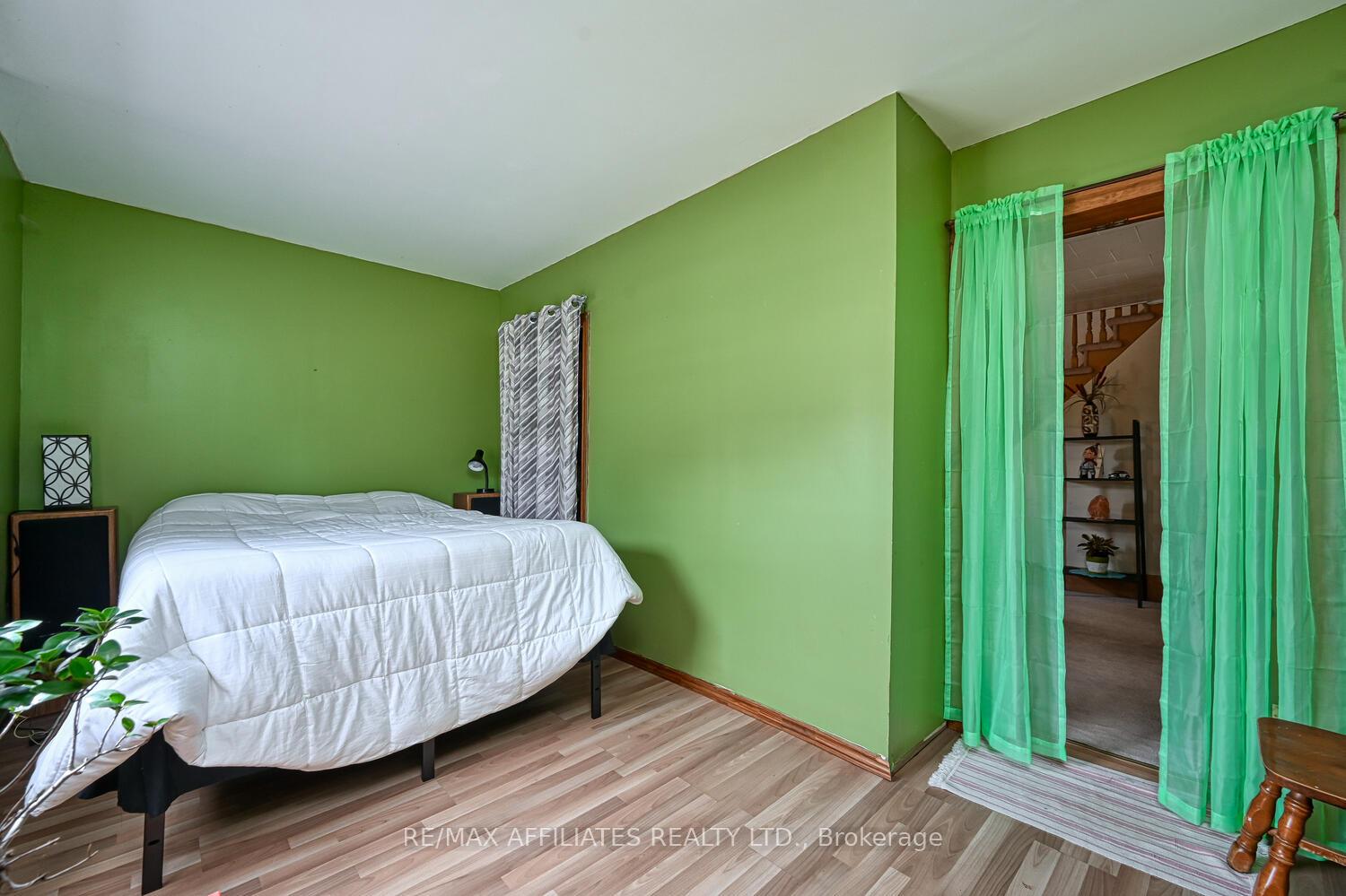 Photo 28 of 60 Chambers Street, Smiths Falls — HOMEH