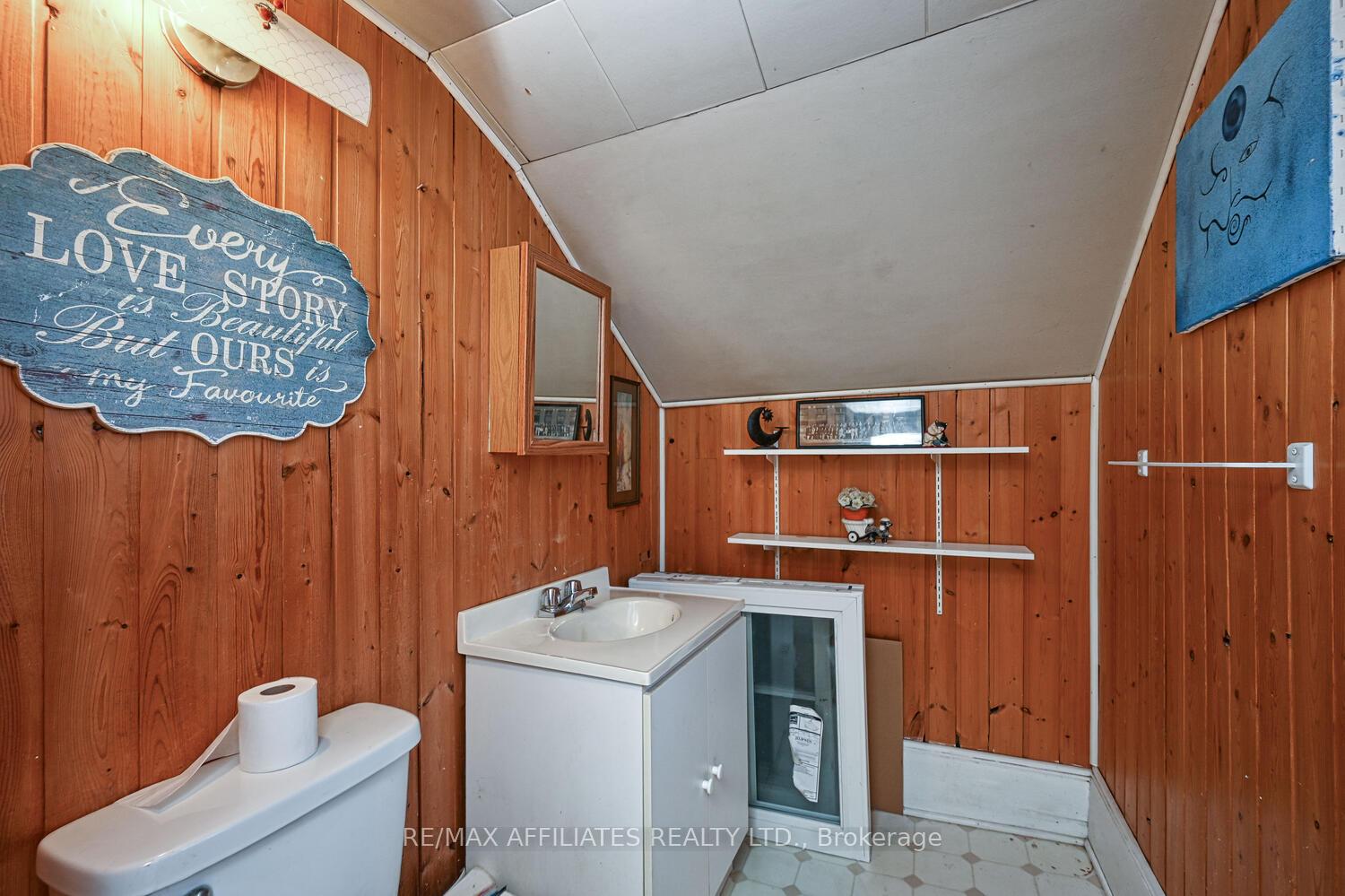 Photo 34 of 60 Chambers Street, Smiths Falls — HOMEH