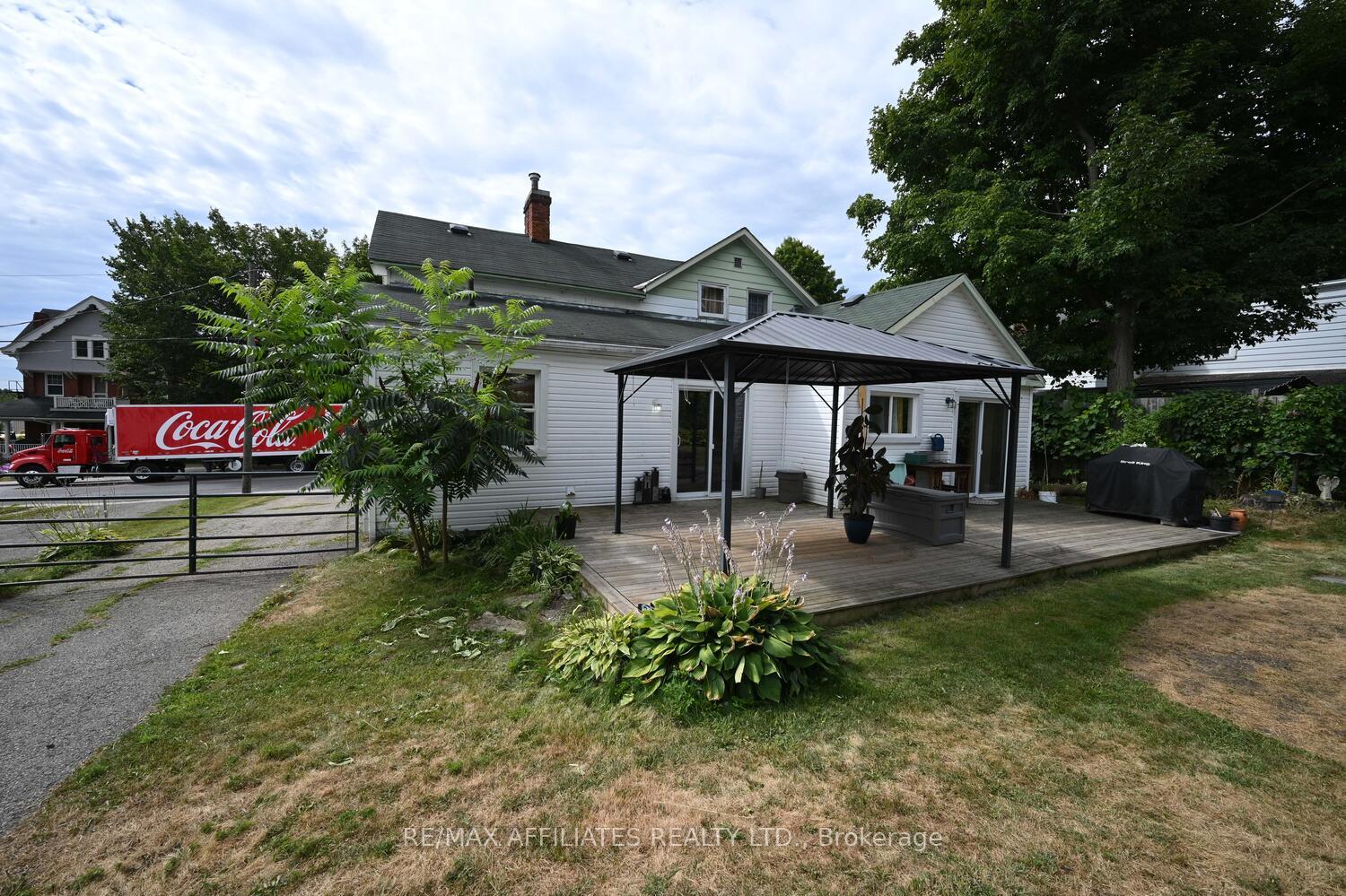 Photo 38 of 60 Chambers Street, Smiths Falls — HOMEH