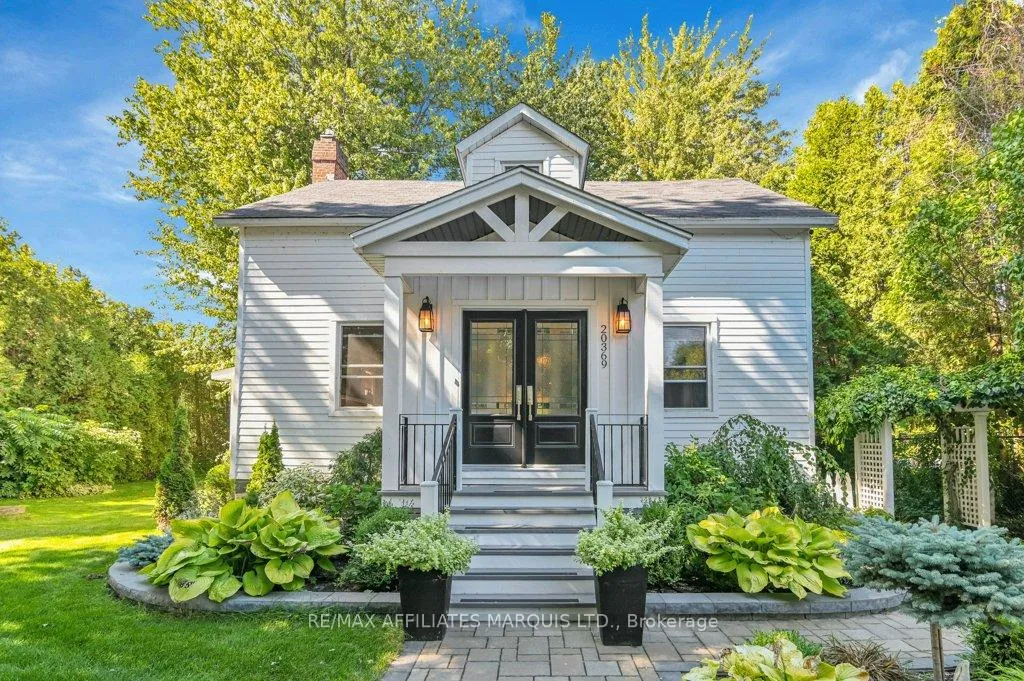Front of 20369 Old Montreal Road