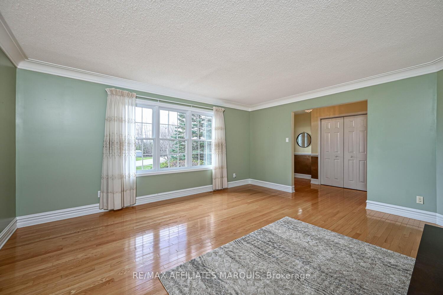 Photo 7 of 10 Tudor Circle, Rideau Lakes, Rideau Lakes (South Elmsley) Twp — HOMEH