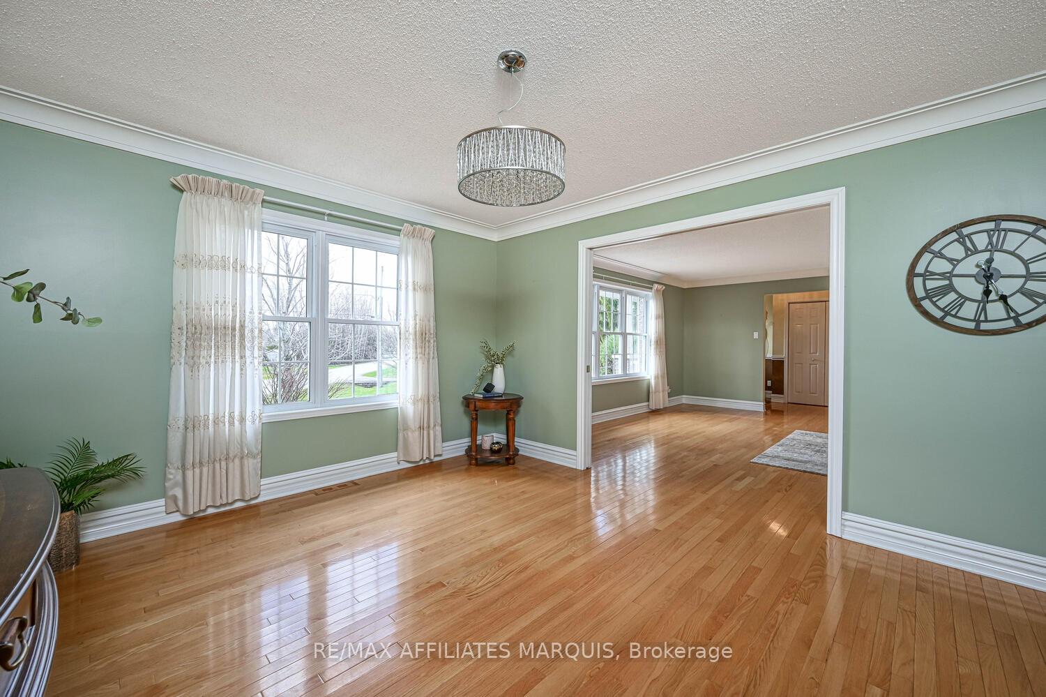 Photo 11 of 10 Tudor Circle, Rideau Lakes, Rideau Lakes (South Elmsley) Twp — HOMEH