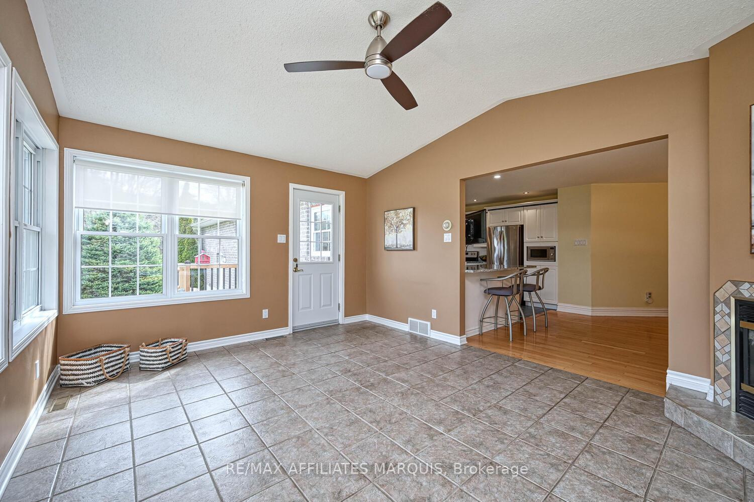 Photo 22 of 10 Tudor Circle, Rideau Lakes, Rideau Lakes (South Elmsley) Twp — HOMEH