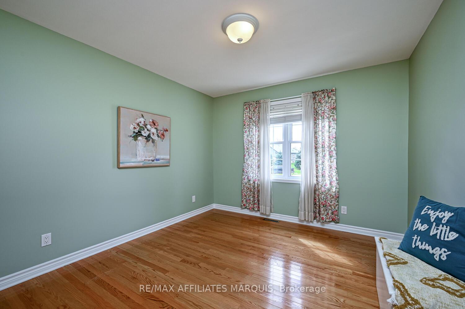 Photo 24 of 10 Tudor Circle, Rideau Lakes, Rideau Lakes (South Elmsley) Twp — HOMEH