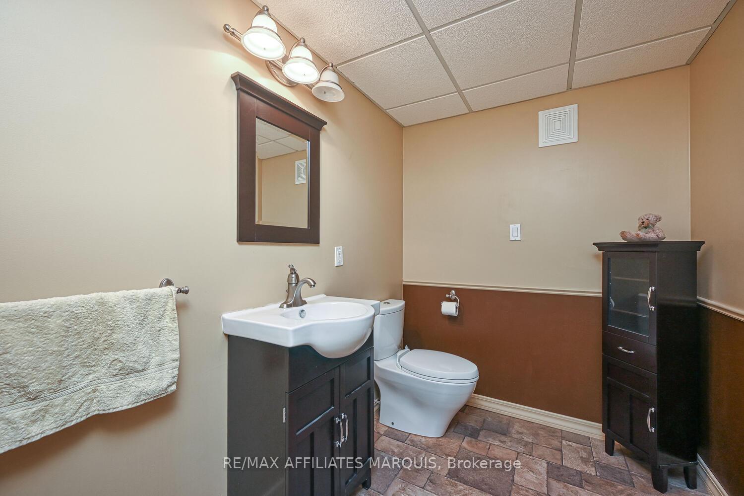 Photo 34 of 10 Tudor Circle, Rideau Lakes, Rideau Lakes (South Elmsley) Twp — HOMEH