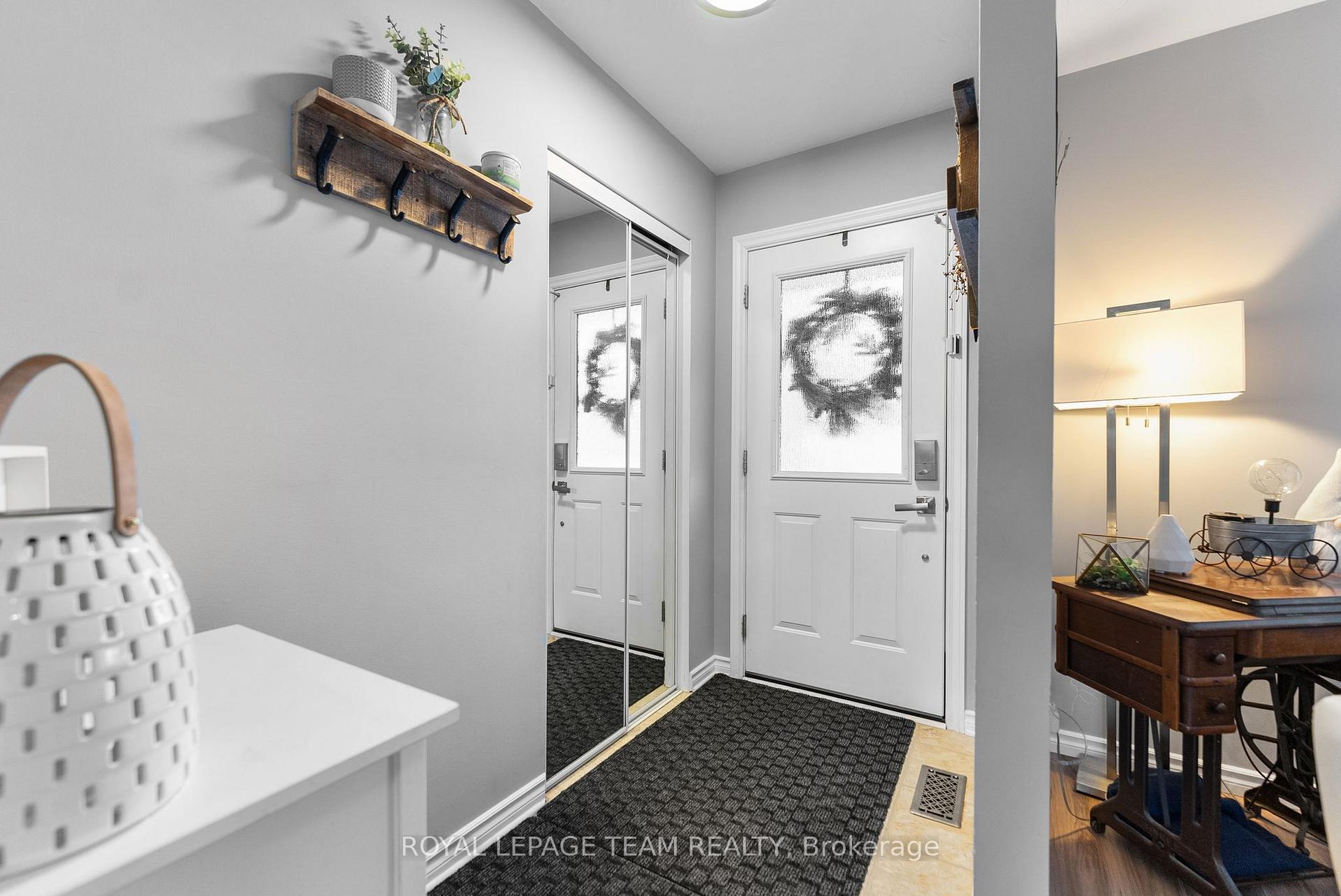 Photo 7 of 69 Erindale Avenue, Renfrew — HOMEH
