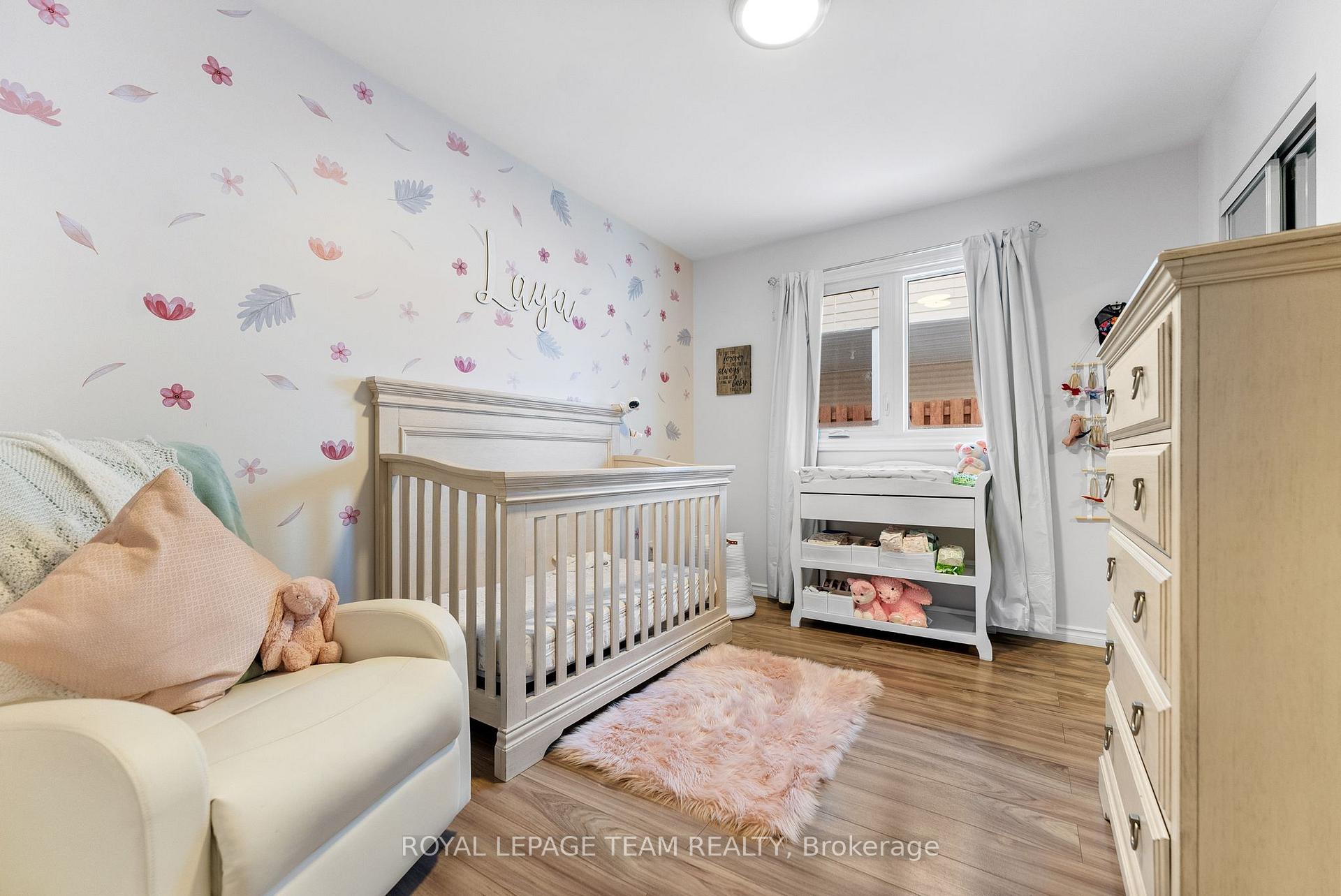 Photo 17 of 69 Erindale Avenue, Renfrew — HOMEH