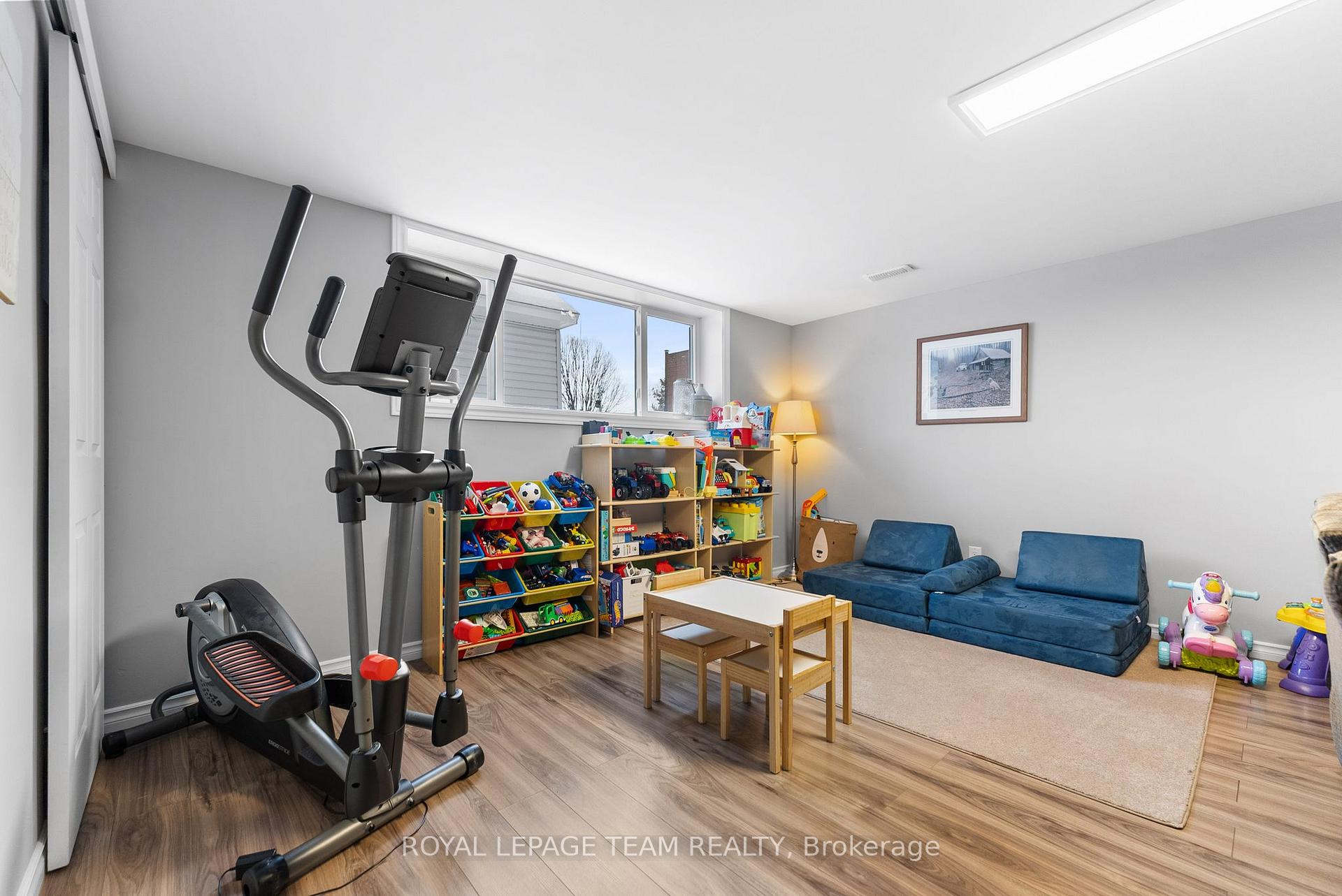Photo 22 of 69 Erindale Avenue, Renfrew — HOMEH