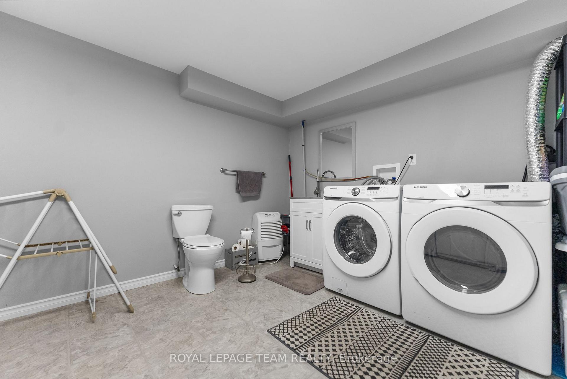 Photo 24 of 69 Erindale Avenue, Renfrew — HOMEH