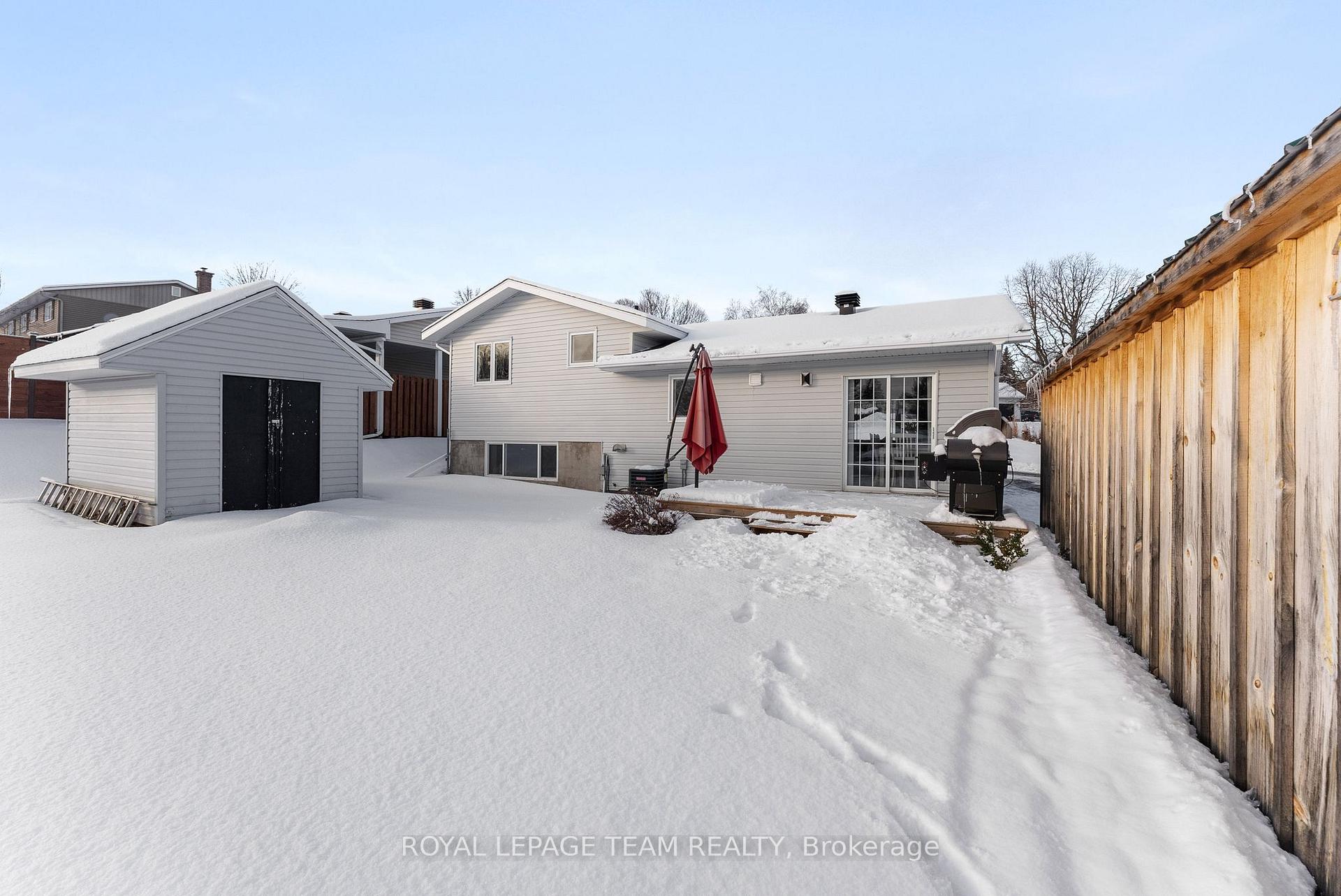 Photo 25 of 69 Erindale Avenue, Renfrew — HOMEH