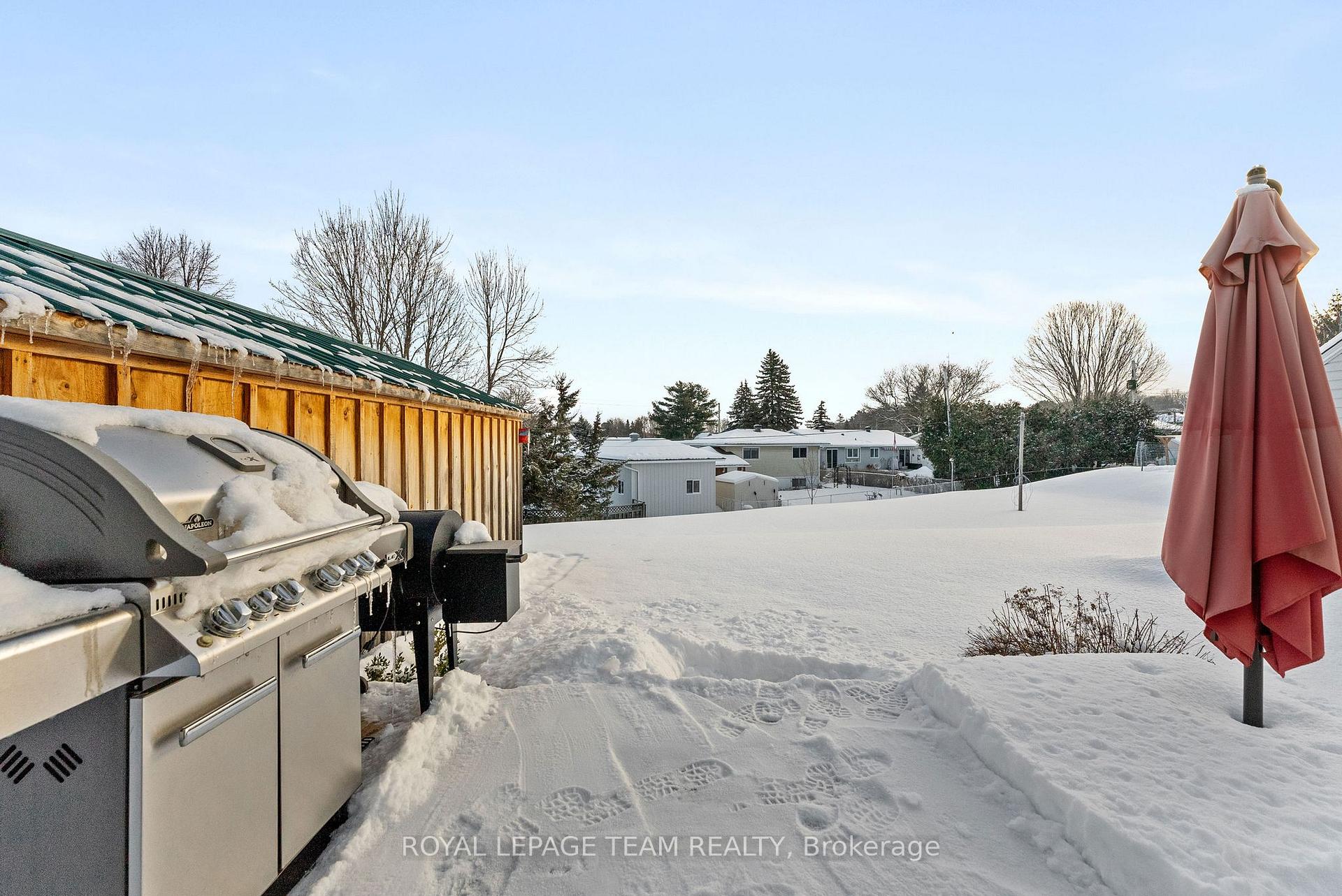 Photo 26 of 69 Erindale Avenue, Renfrew — HOMEH