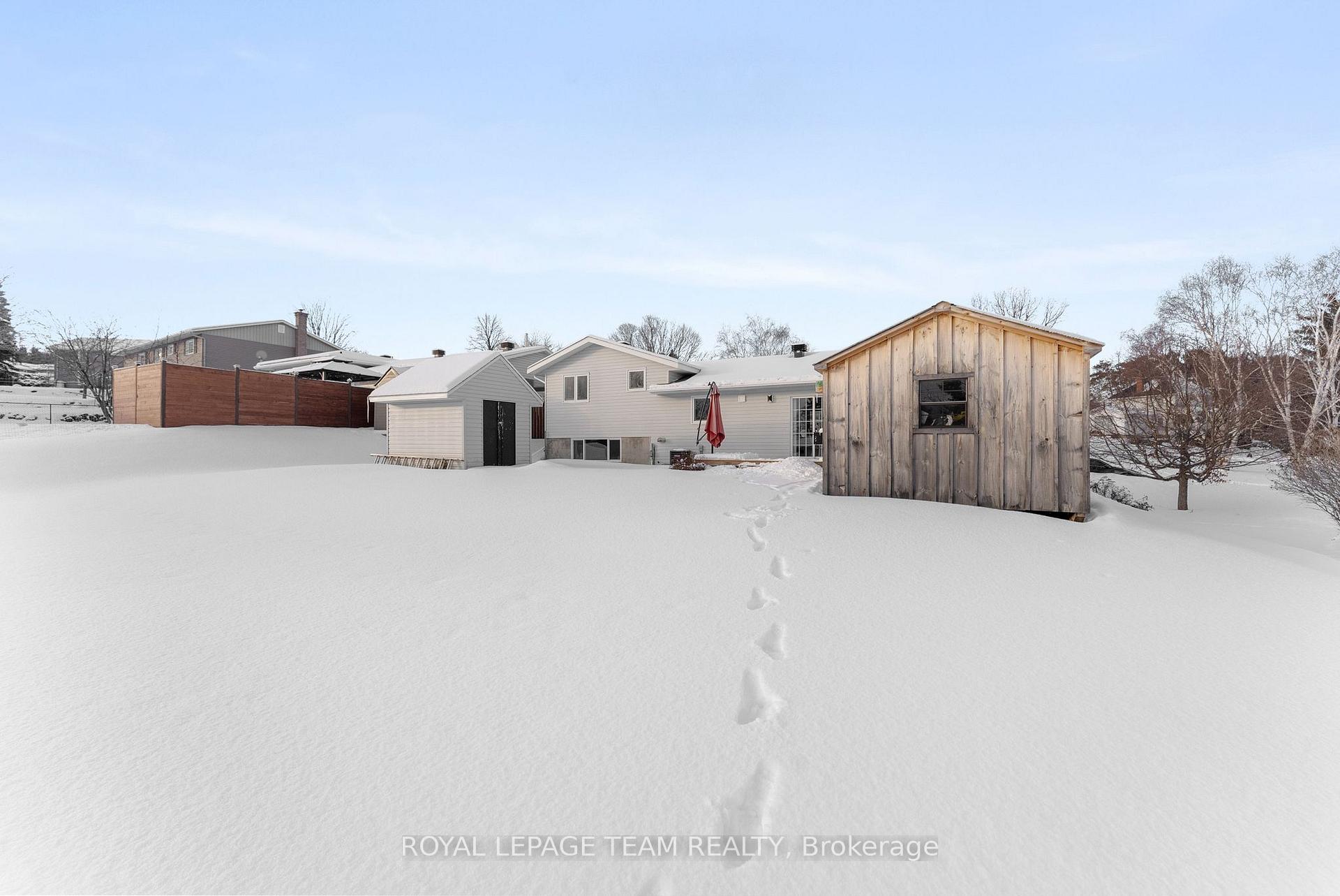 Photo 28 of 69 Erindale Avenue, Renfrew — HOMEH