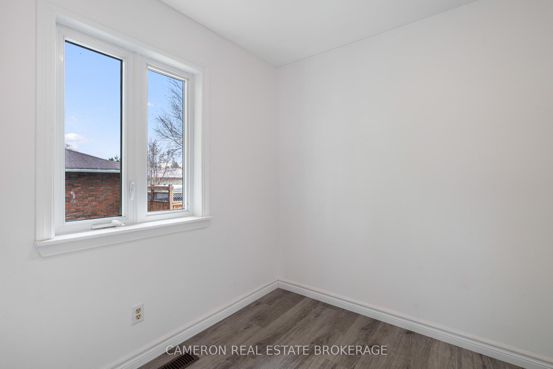 Photo 21 of 8 Head Street, South Glengarry, Lancaster — HOMEH