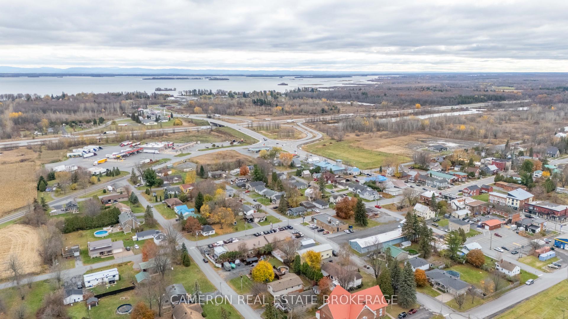 Photo 34 of 8 Head Street, South Glengarry, Lancaster — HOMEH