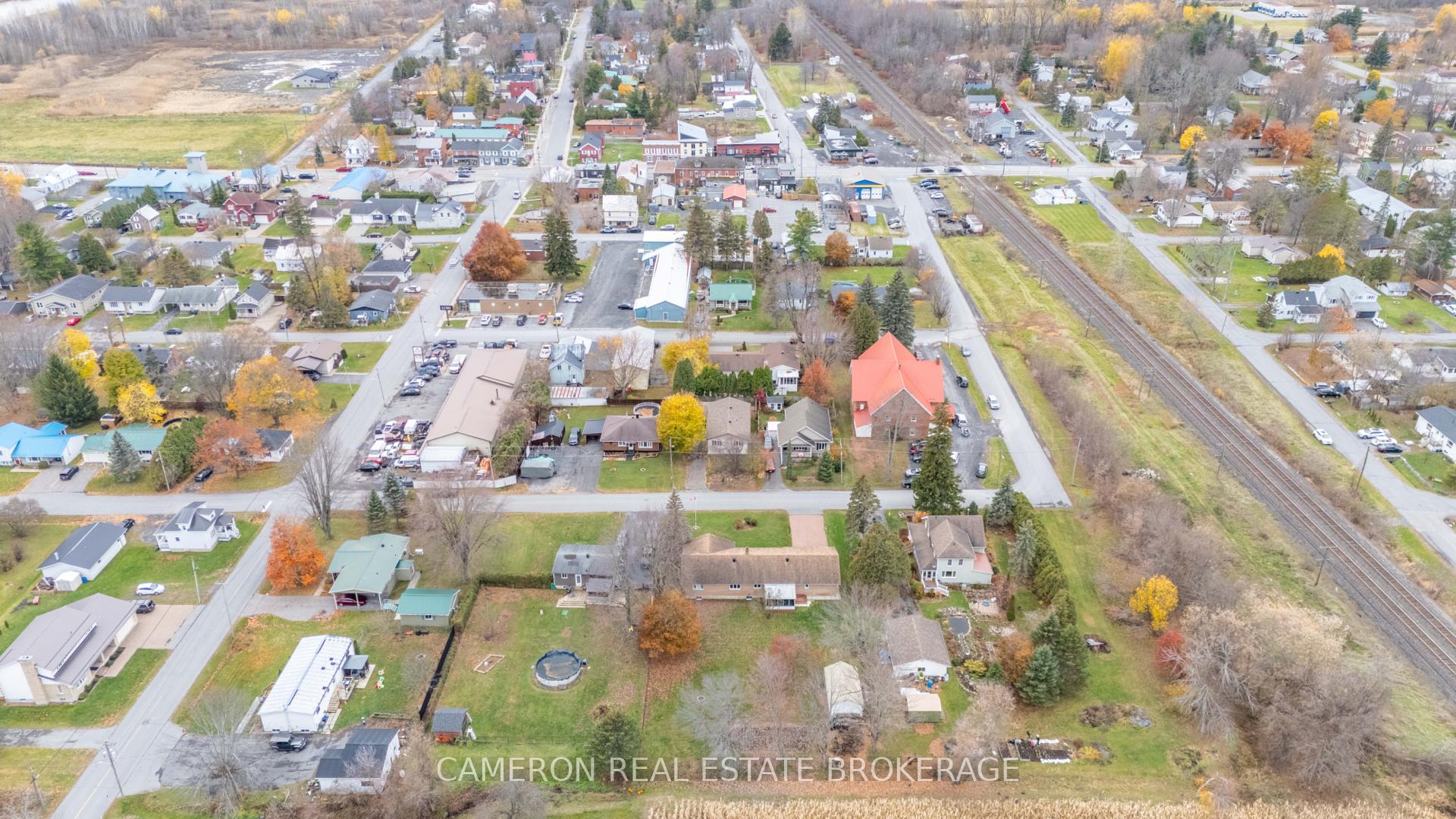 Photo 35 of 8 Head Street, South Glengarry, Lancaster — HOMEH