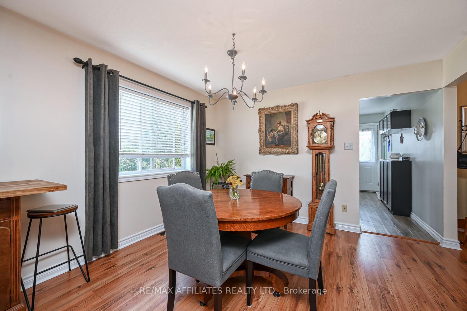 Photo 12 of 107 Merrick Street, Smiths Falls — HOMEH