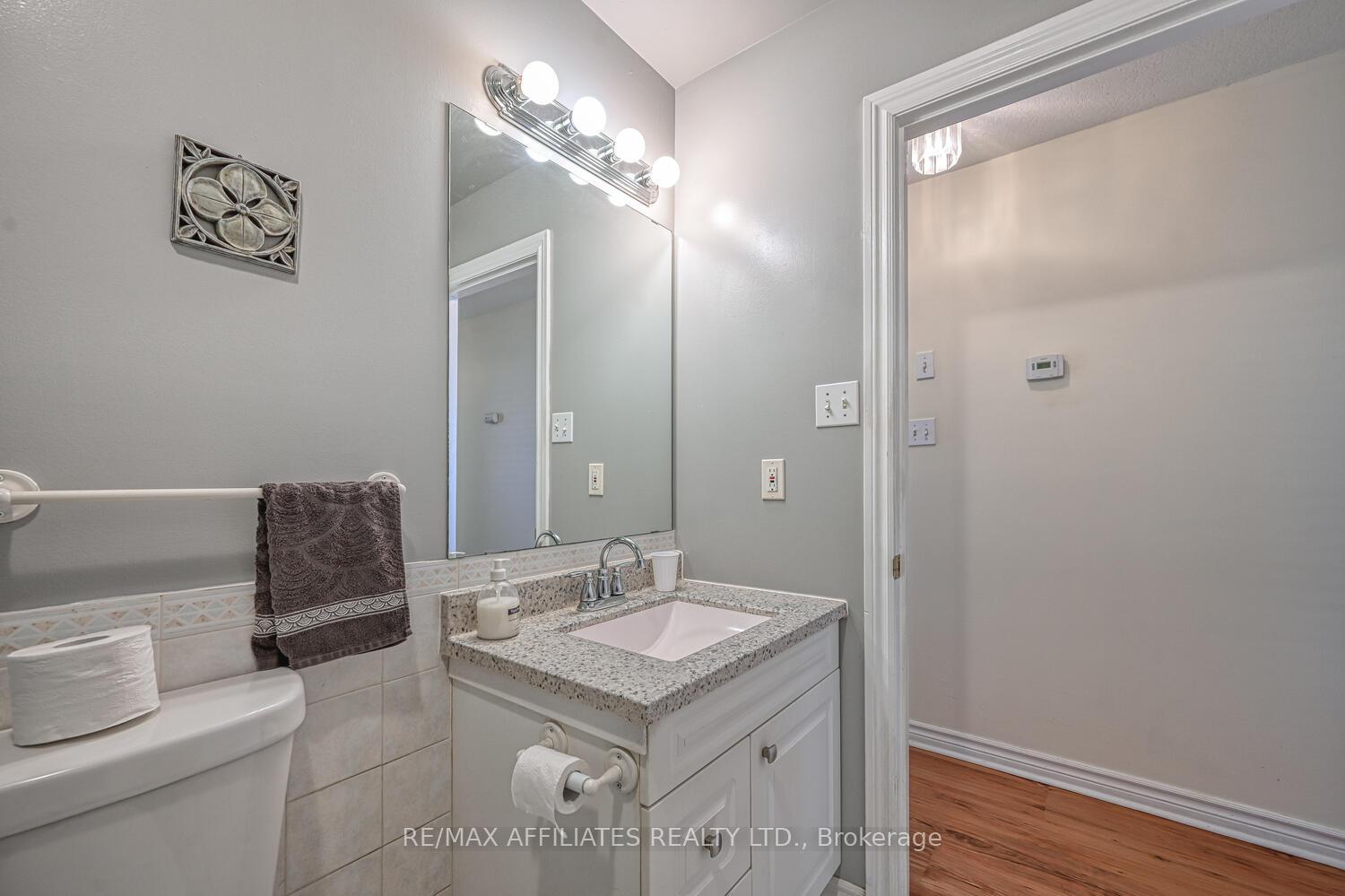 Photo 19 of 107 Merrick Street, Smiths Falls — HOMEH