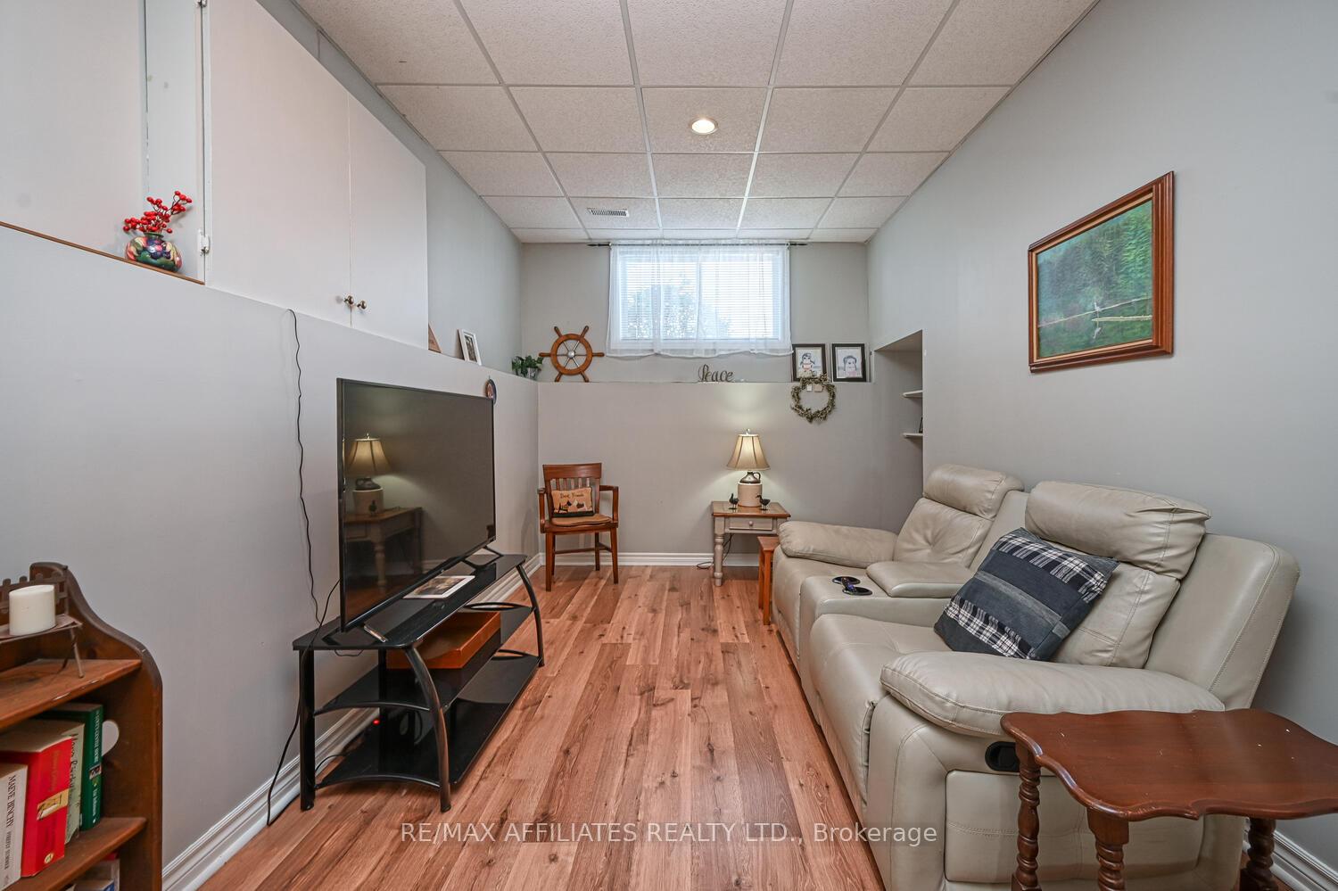 Photo 28 of 107 Merrick Street, Smiths Falls — HOMEH