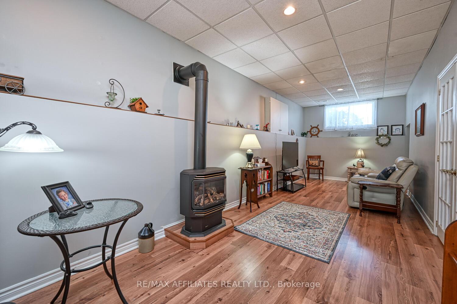 Photo 31 of 107 Merrick Street, Smiths Falls — HOMEH