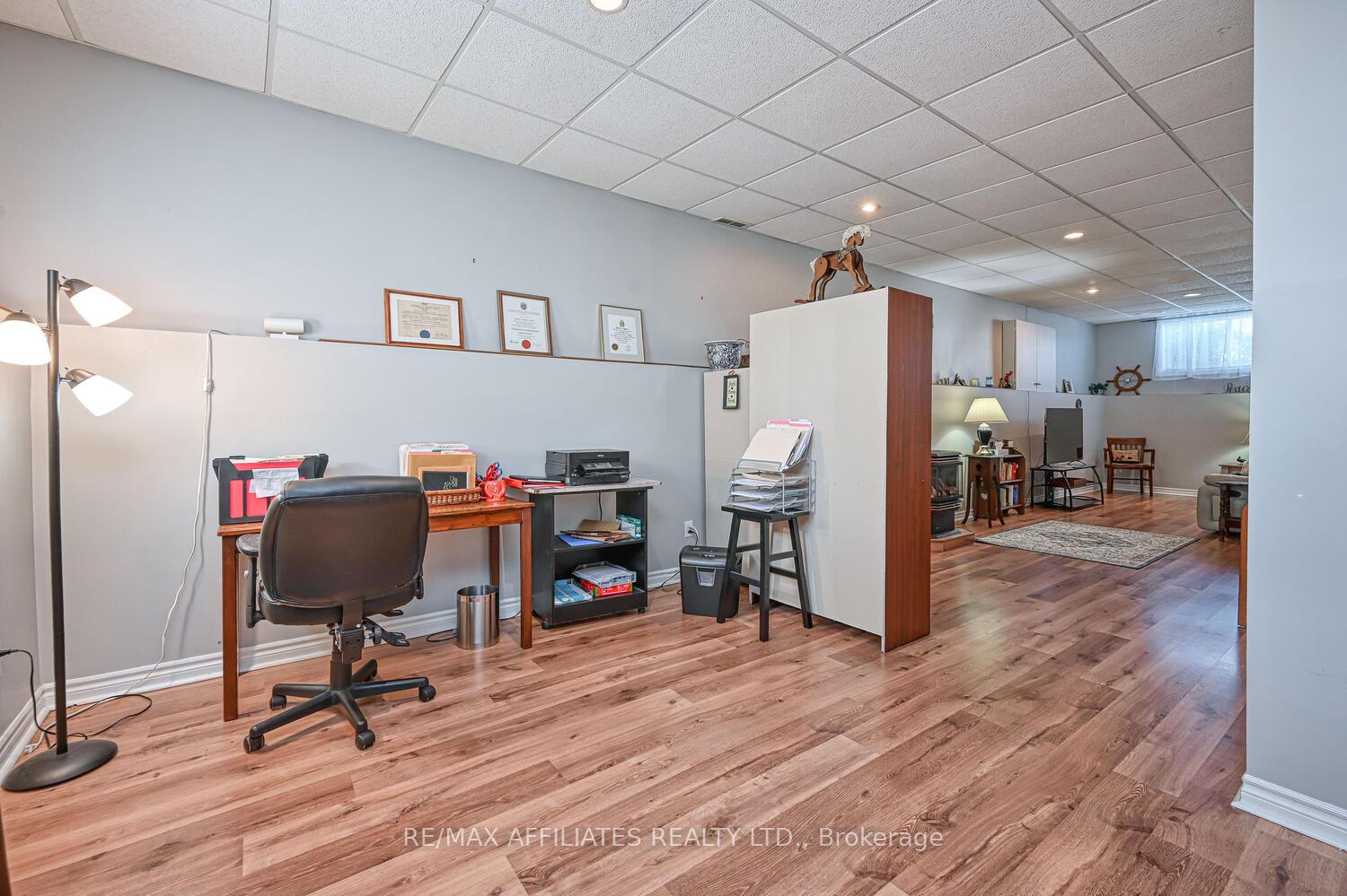 Photo 33 of 107 Merrick Street, Smiths Falls — HOMEH