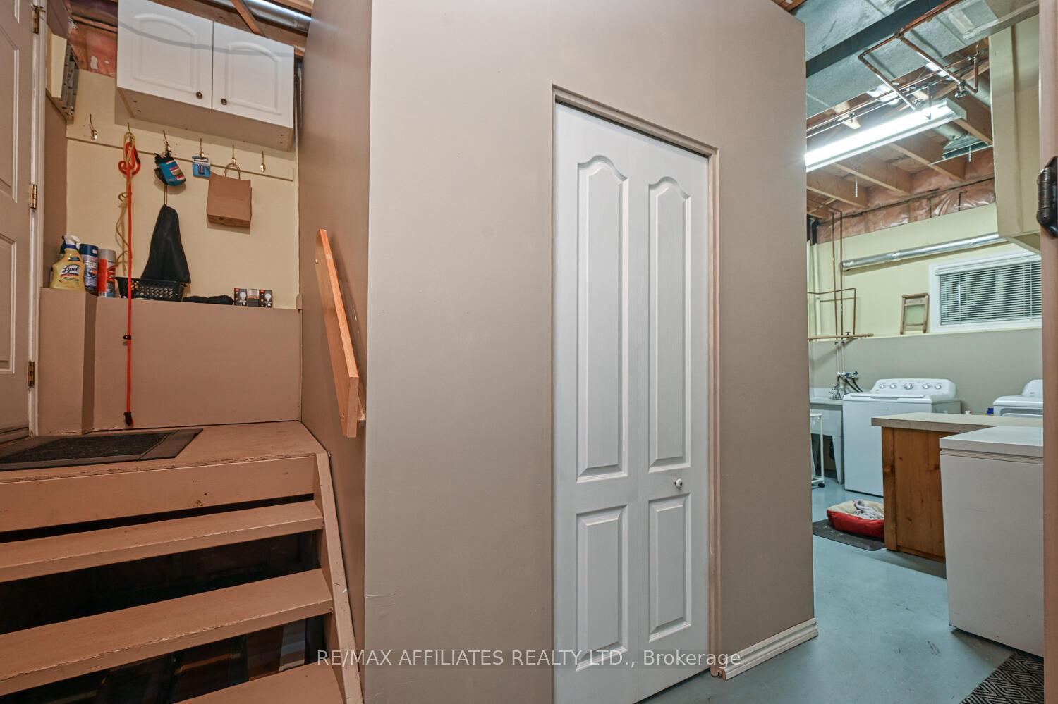 Photo 36 of 107 Merrick Street, Smiths Falls — HOMEH