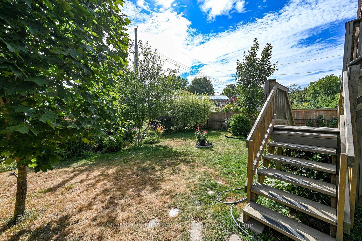 Photo 39 of 107 Merrick Street, Smiths Falls — HOMEH