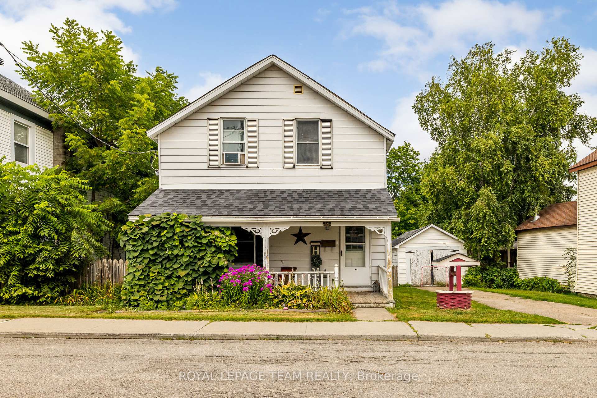 Photo 1 of 14 River Street, Smiths Falls — HOMEH