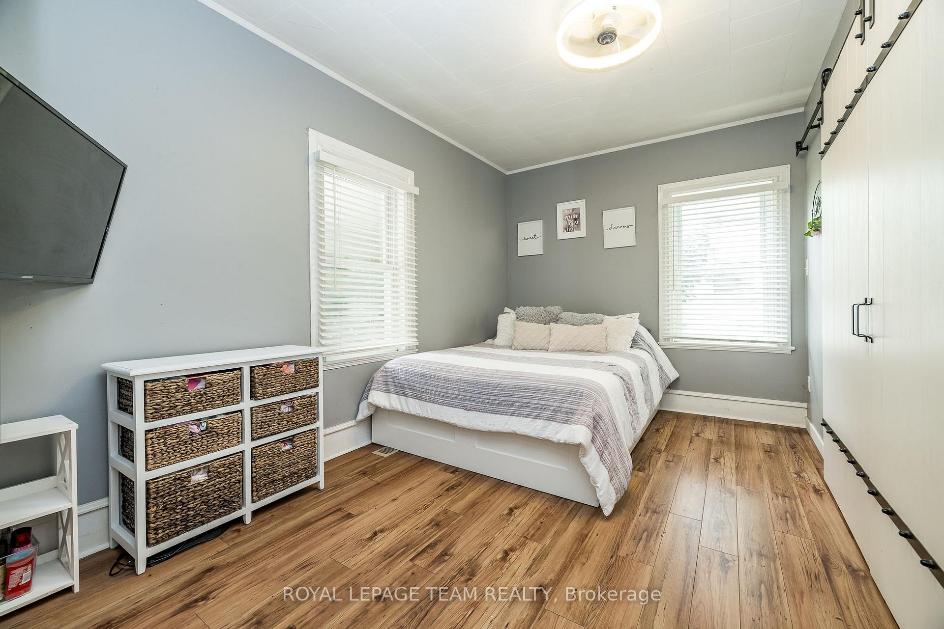 Photo 19 of 14 River Street, Smiths Falls — HOMEH