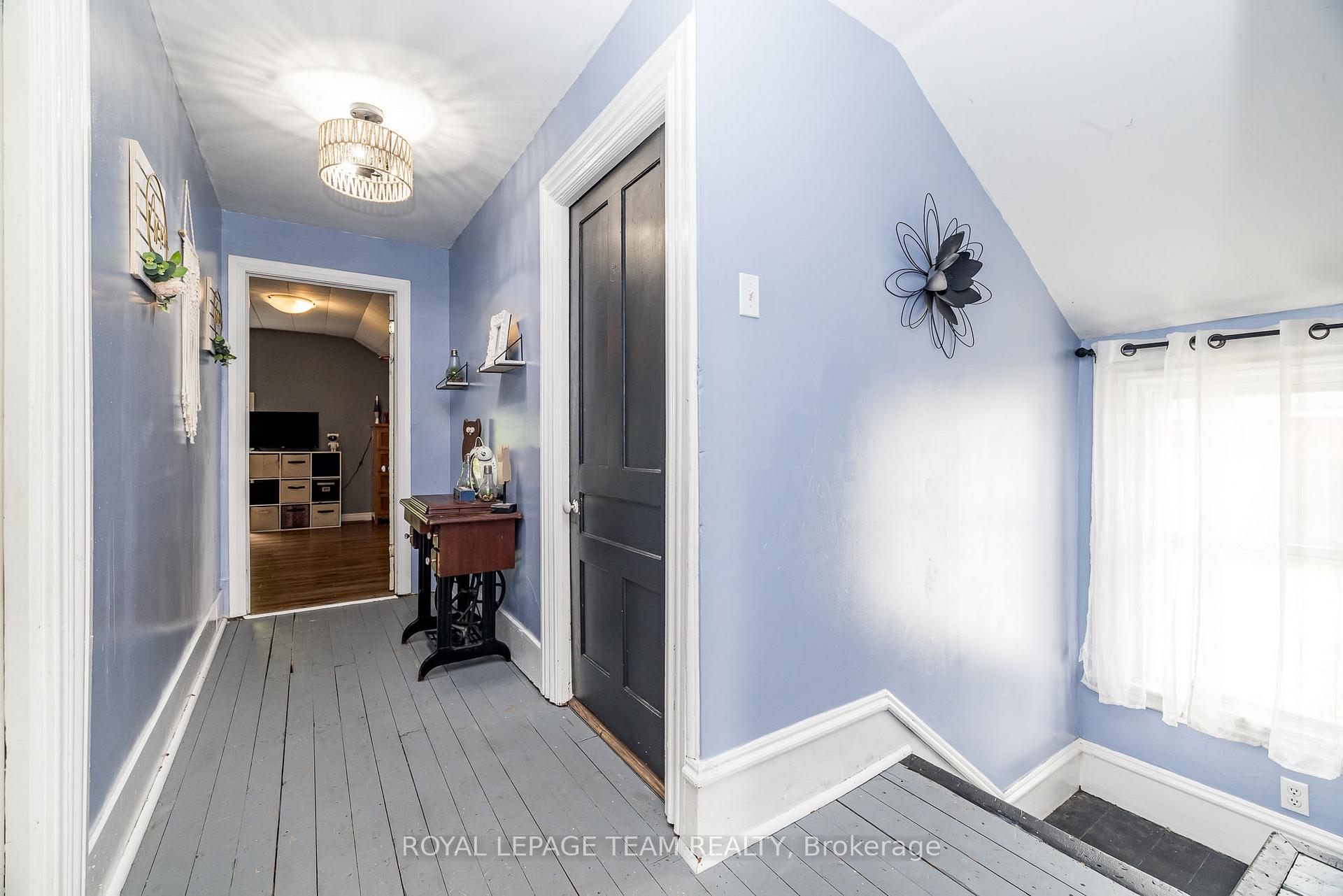 Photo 30 of 14 River Street, Smiths Falls — HOMEH