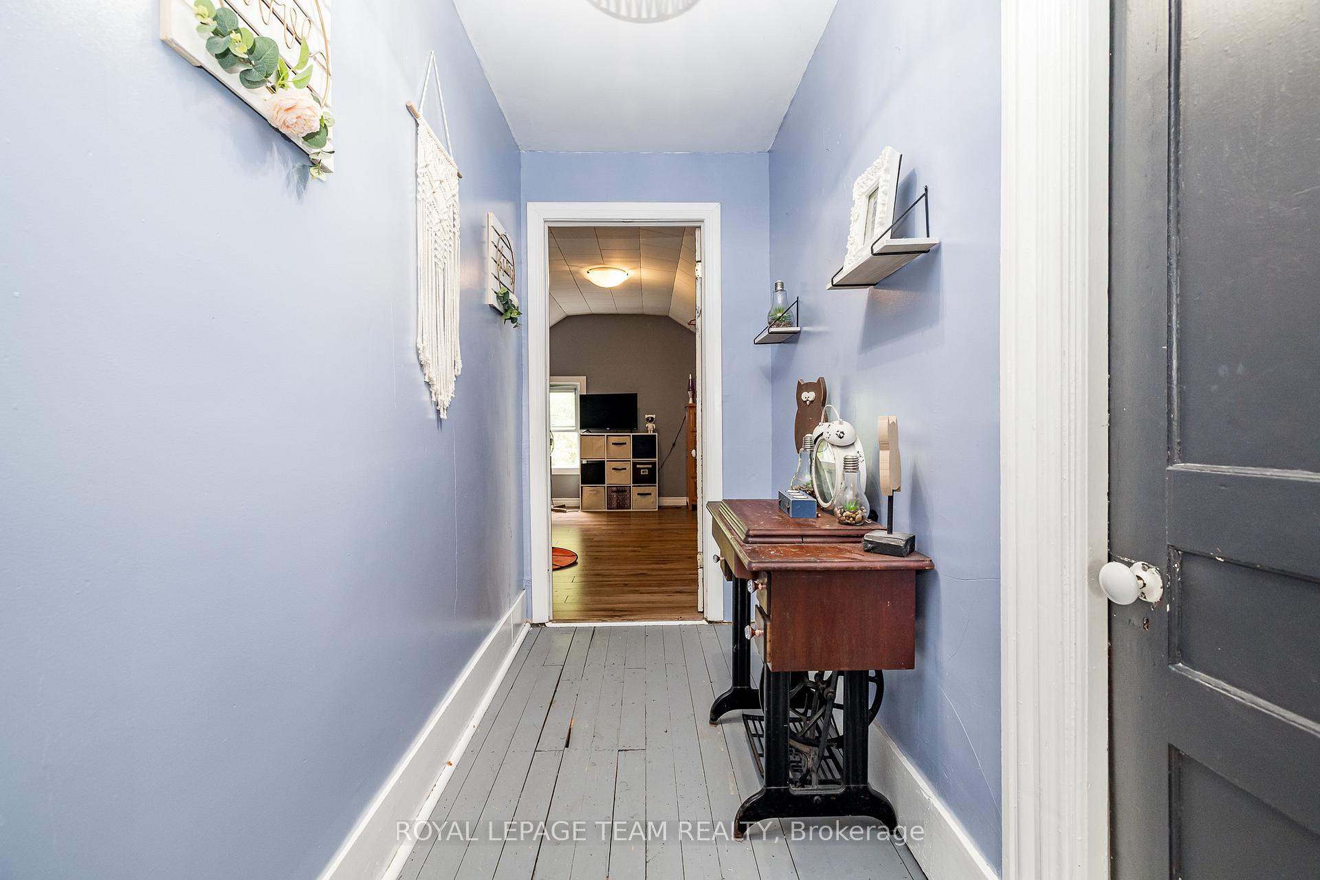 Photo 31 of 14 River Street, Smiths Falls — HOMEH