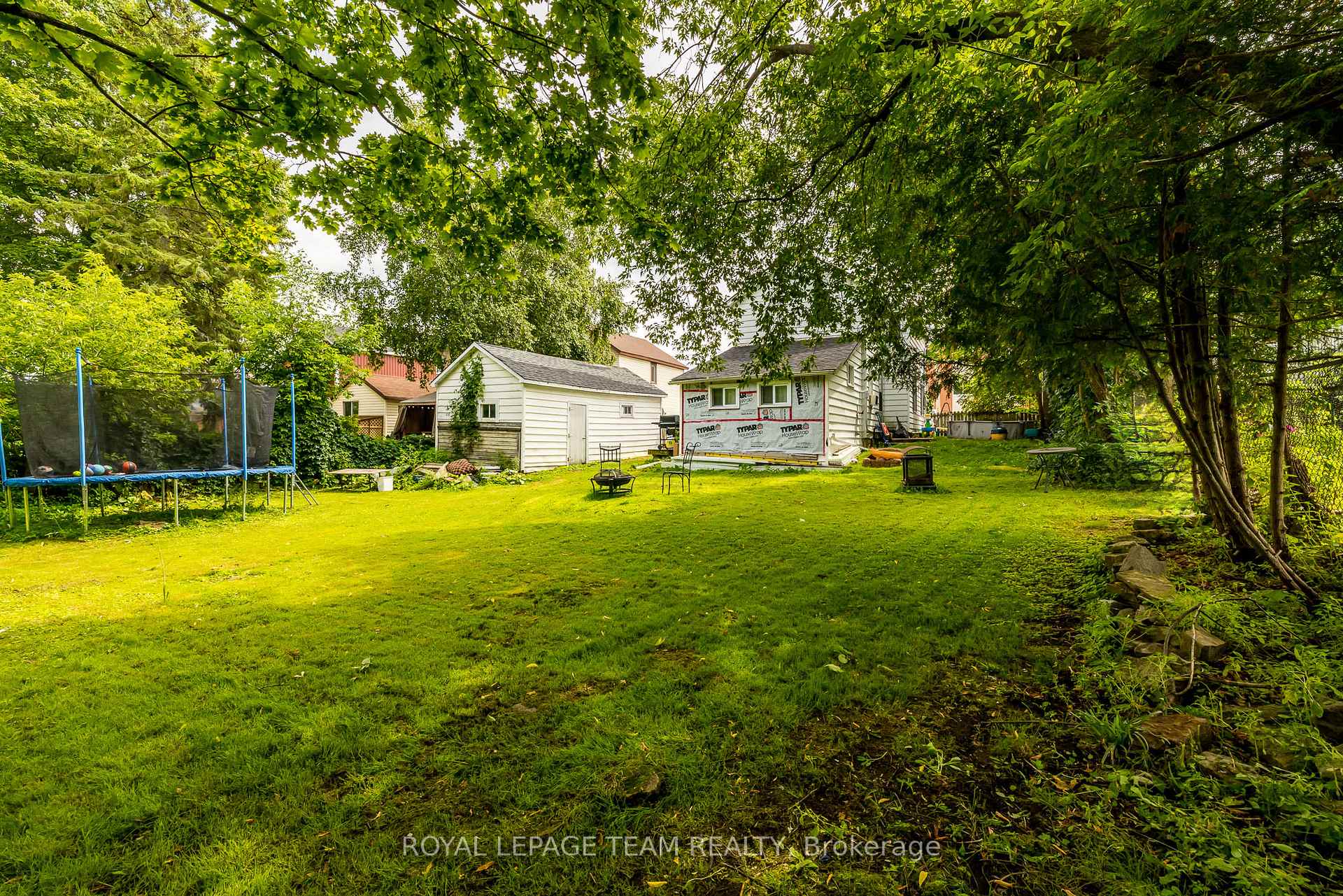 Photo 43 of 14 River Street, Smiths Falls — HOMEH