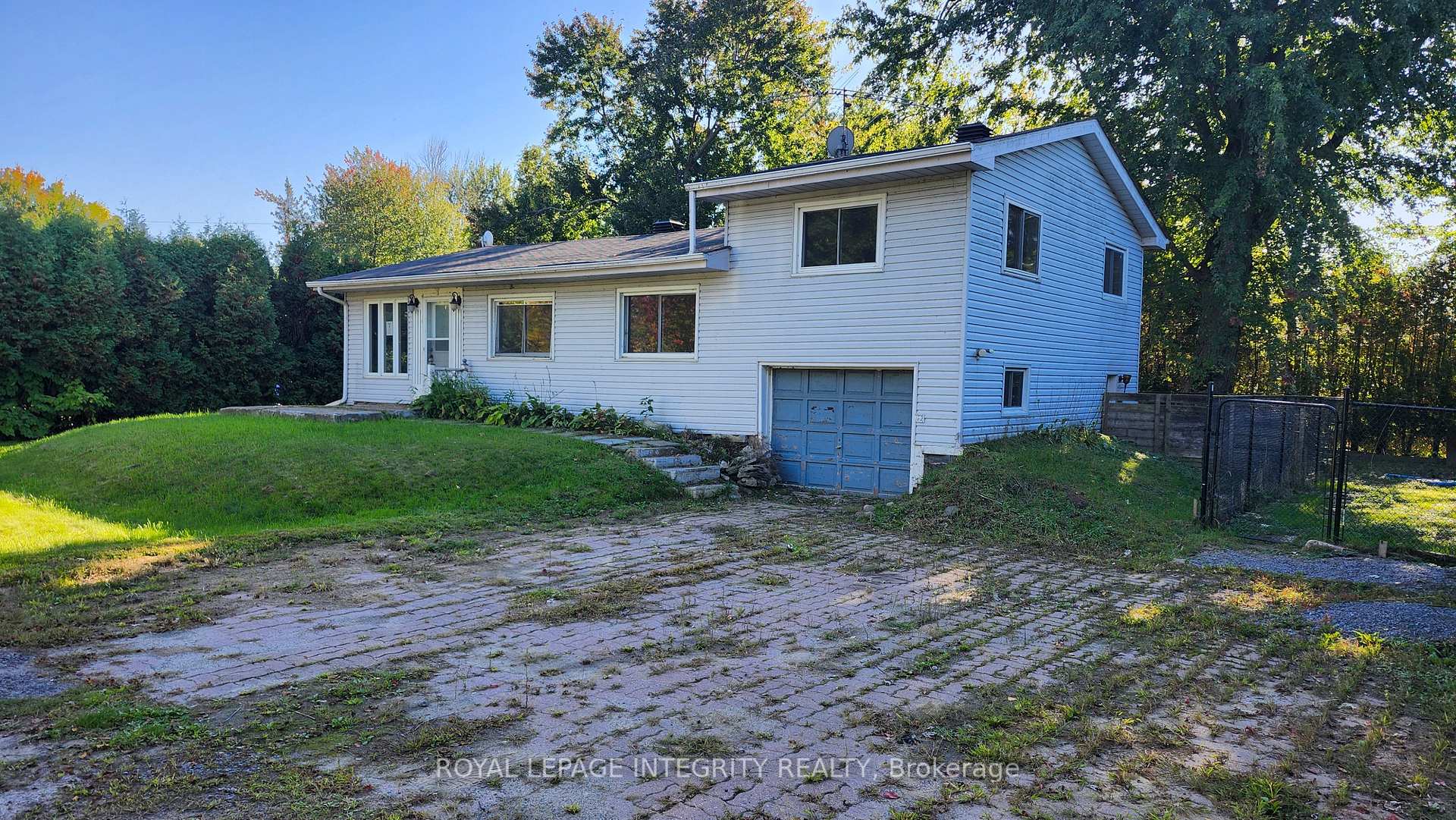 Photo 2 of 6262 152nd Avenue, South Glengarry, South Glengarry (Lancaster) Twp — HOMEH