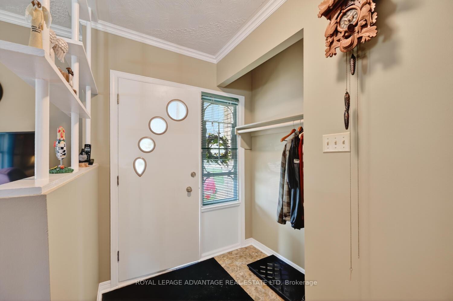 Photo 5 of 245 Allan Street, Smiths Falls — HOMEH