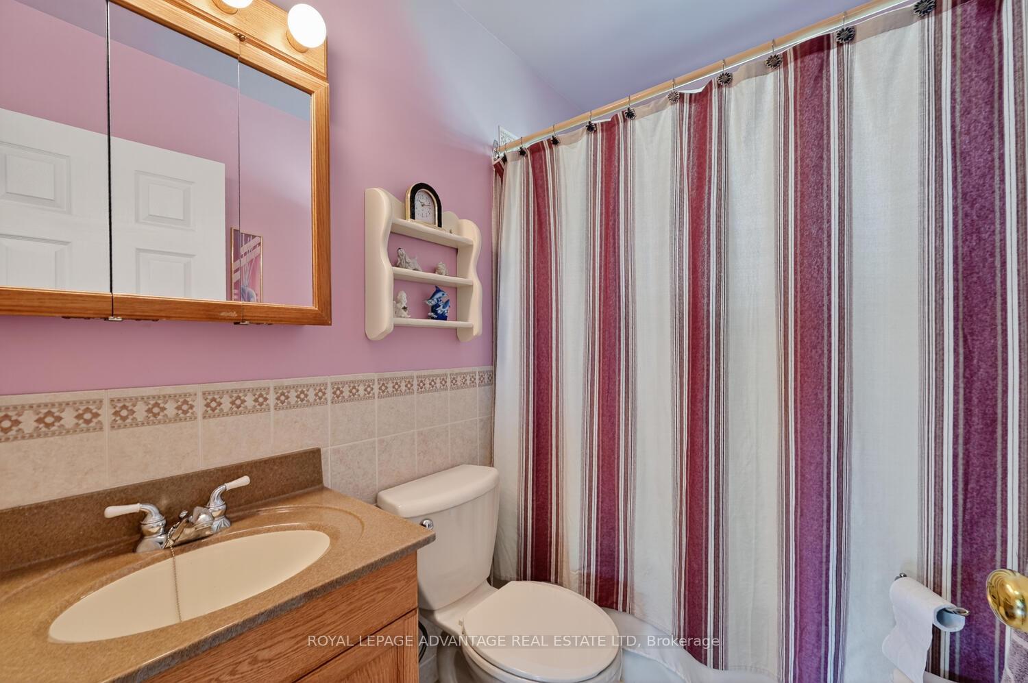 Photo 26 of 245 Allan Street, Smiths Falls — HOMEH
