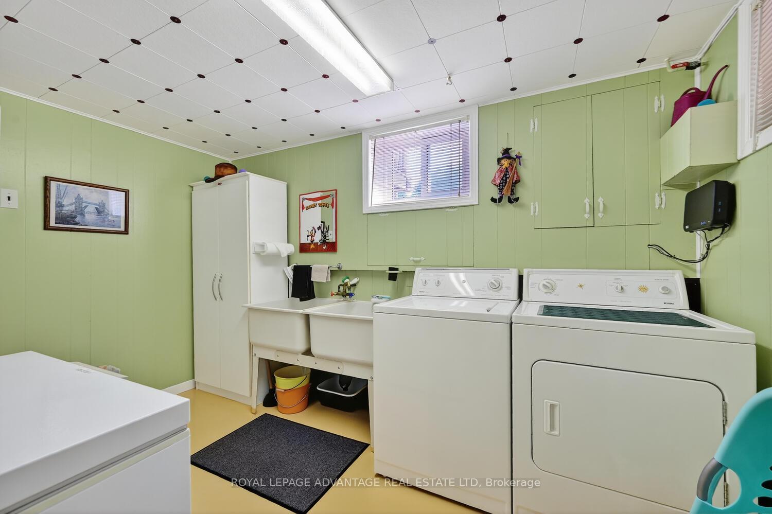Photo 42 of 245 Allan Street, Smiths Falls — HOMEH