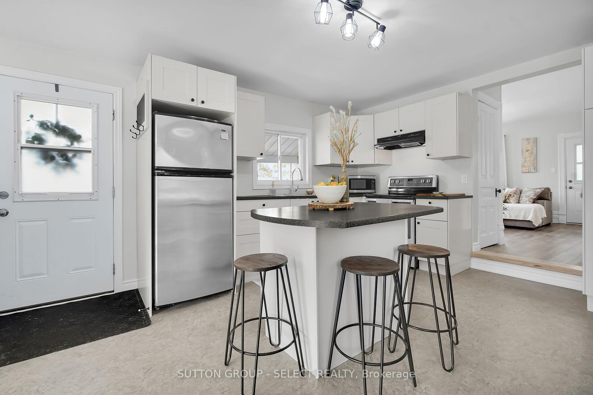 Photo 11 of 145 Victoria Avenue, South Huron, Stephen — HOMEH