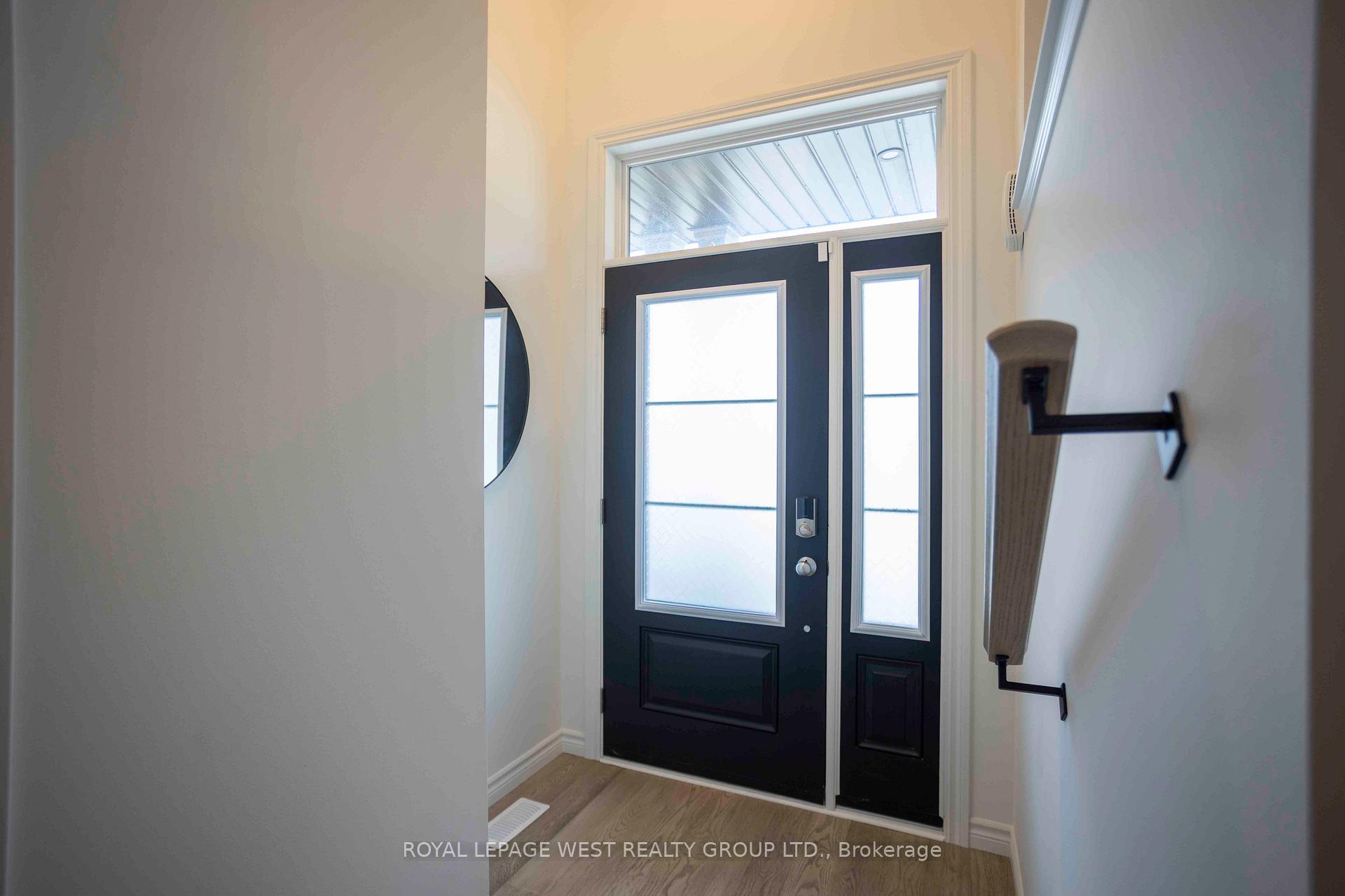 Photo 2 of 15 Shand Lane, Scugog, Port Perry — HOMEH