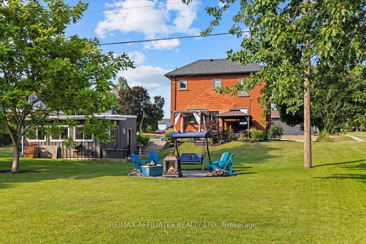 Photo 28 of 30 Queen Street, Smiths Falls — HOMEH