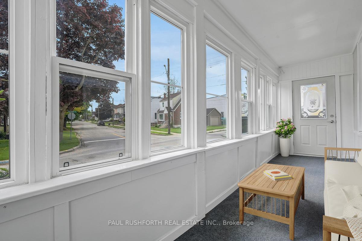 Photo 14 of 1 Winnifred Street S, Smiths Falls — HOMEH