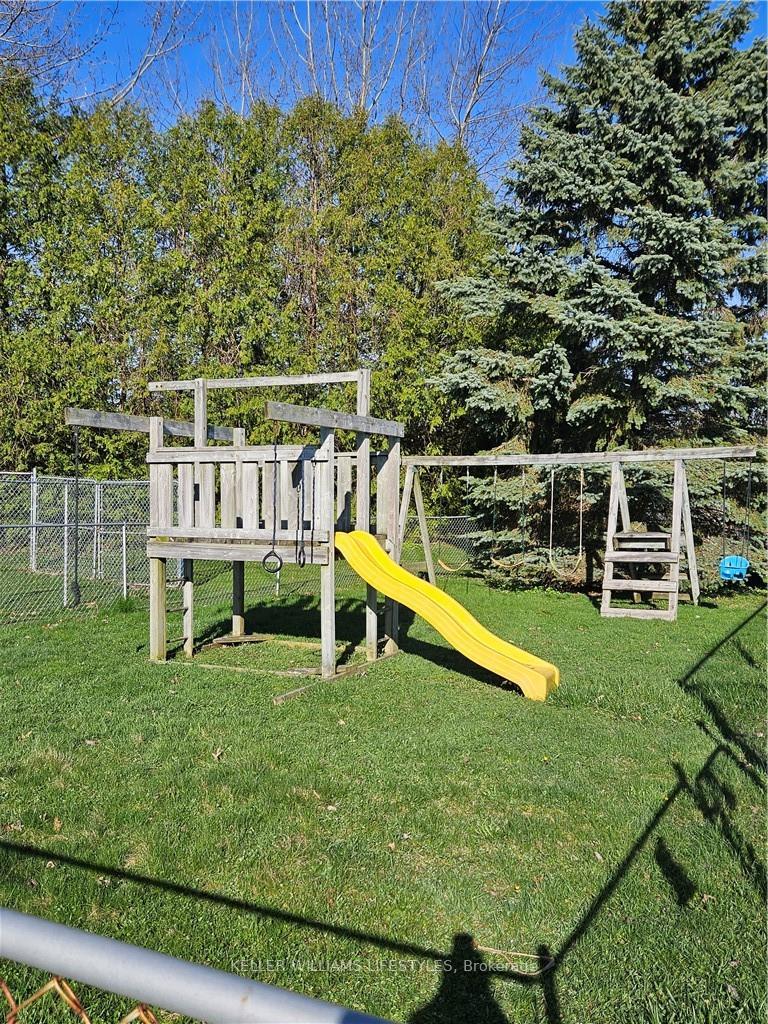 Photo 32 of 360 Shannon Boulevard, South Huron, Stephen — HOMEH