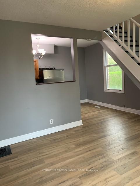Photo 4 of 88 Sanders Street W, South Huron, Exeter — HOMEH