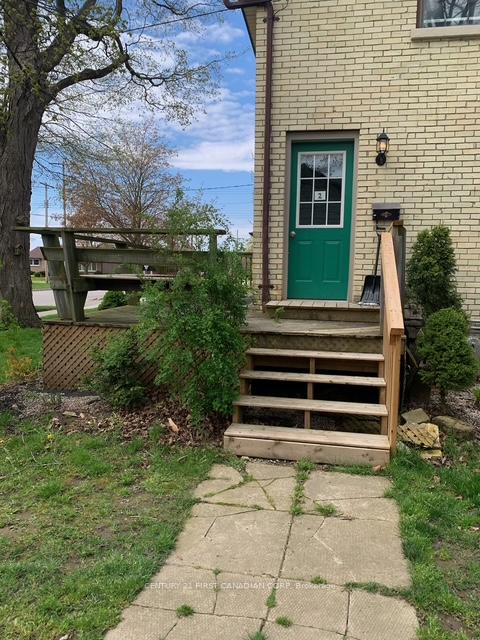Photo 13 of 88 Sanders Street W, South Huron, Exeter — HOMEH