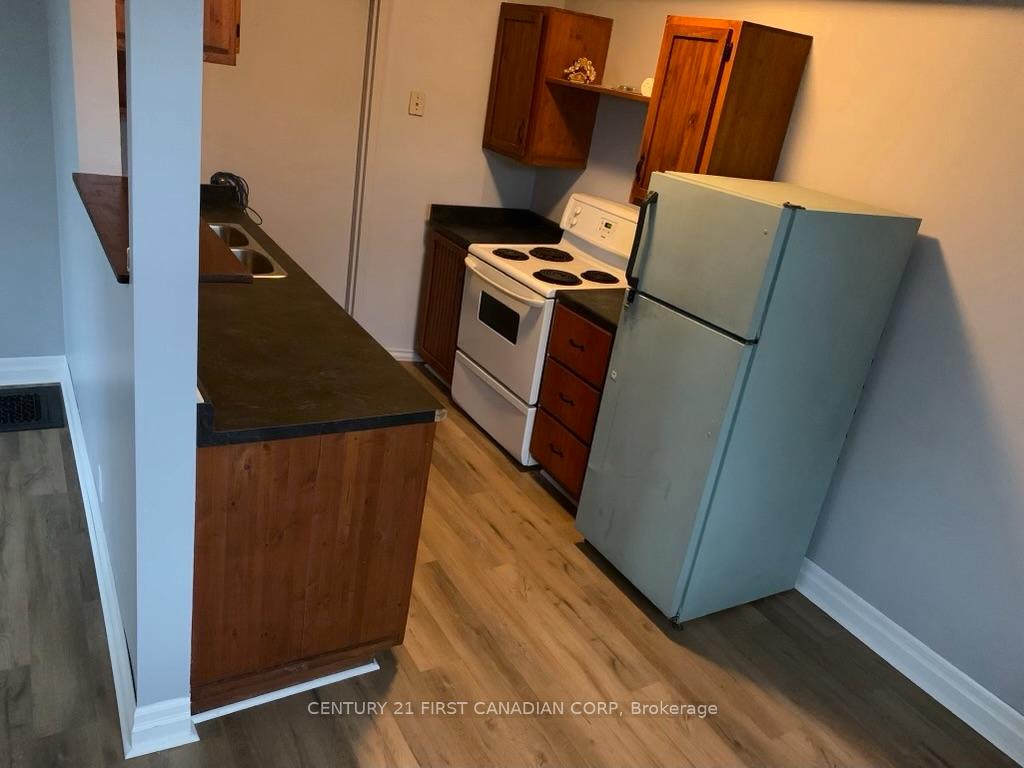 Photo 17 of 88 Sanders Street W, South Huron, Exeter — HOMEH