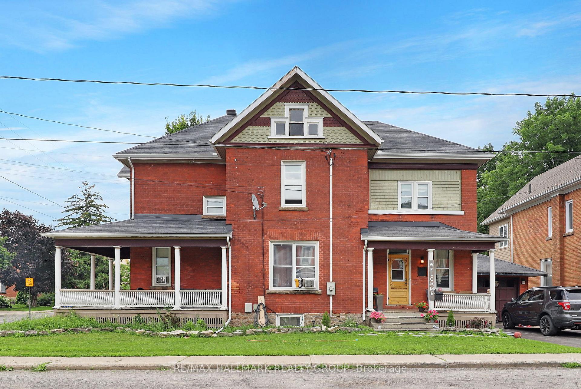 Photo 3 of 11 Glen Avenue, Smiths Falls — HOMEH