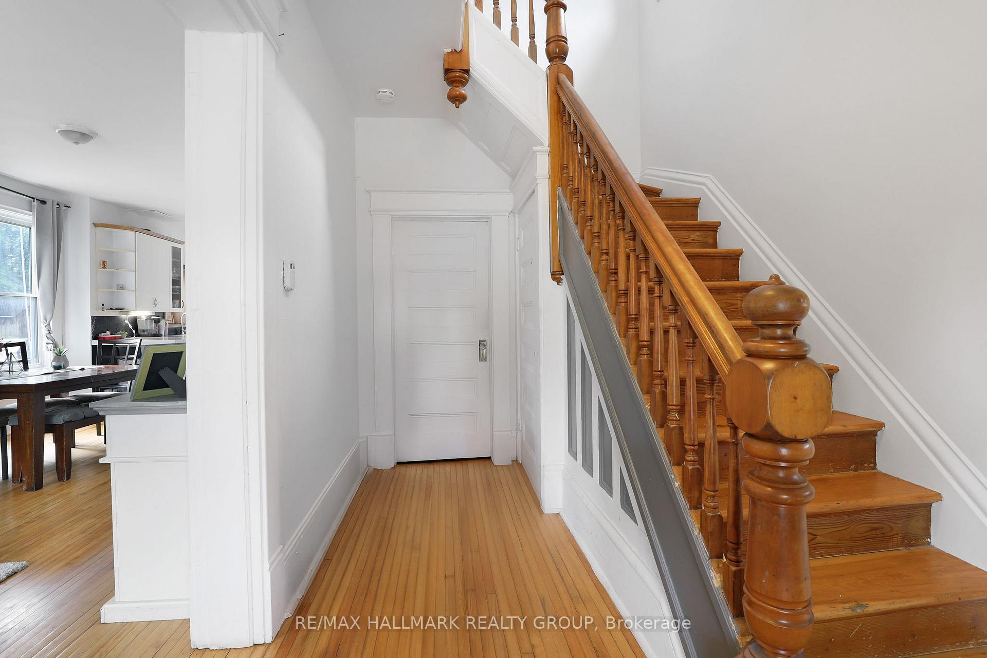 Photo 5 of 11 Glen Avenue, Smiths Falls — HOMEH