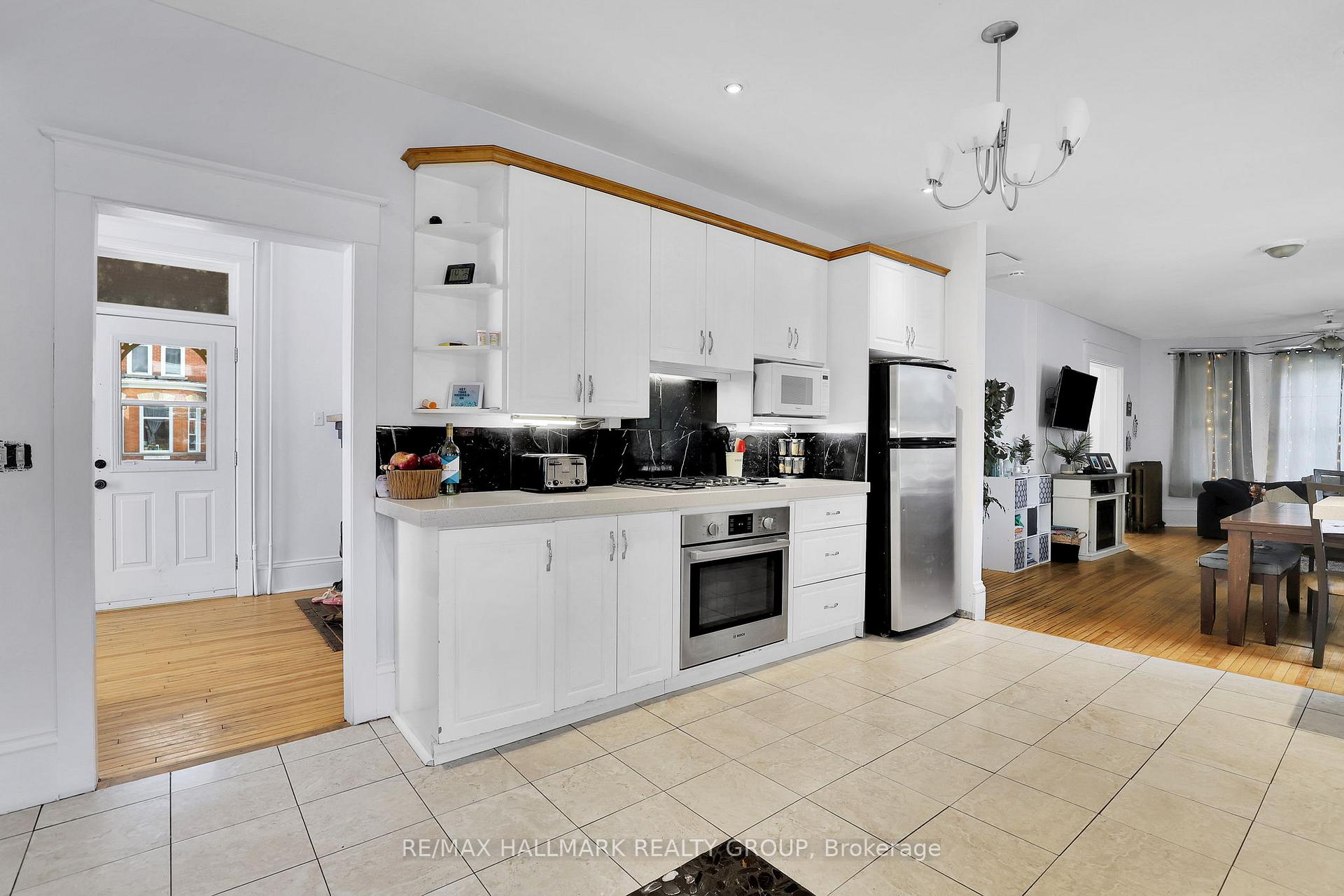 Photo 11 of 11 Glen Avenue, Smiths Falls — HOMEH