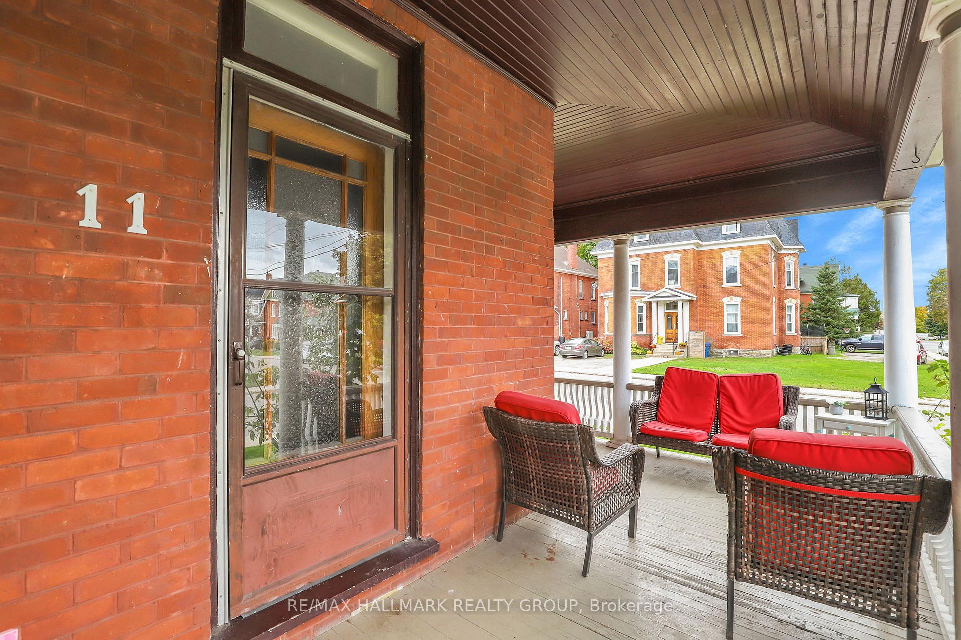 Photo 27 of 11 Glen Avenue, Smiths Falls — HOMEH